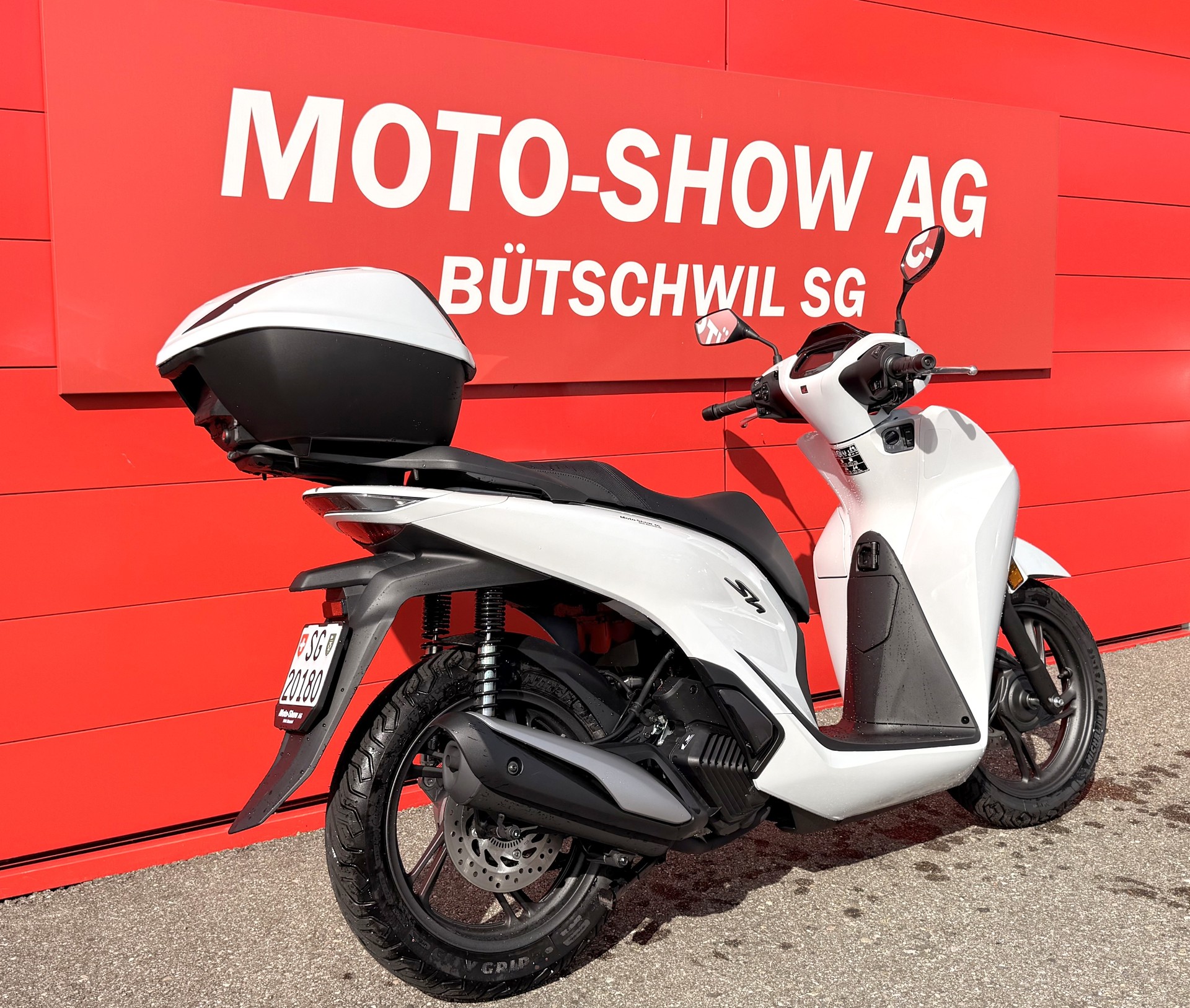 HONDA SH 125 Top Box-showroom-element-3