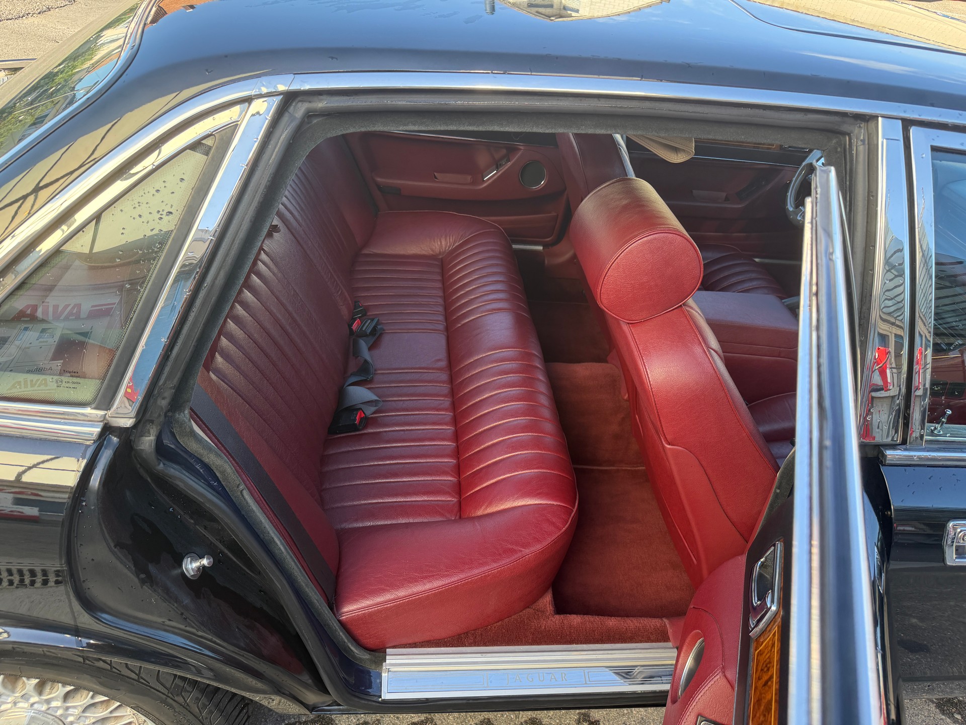 JAGUAR XJ6 3.6 Sovereign-image-8