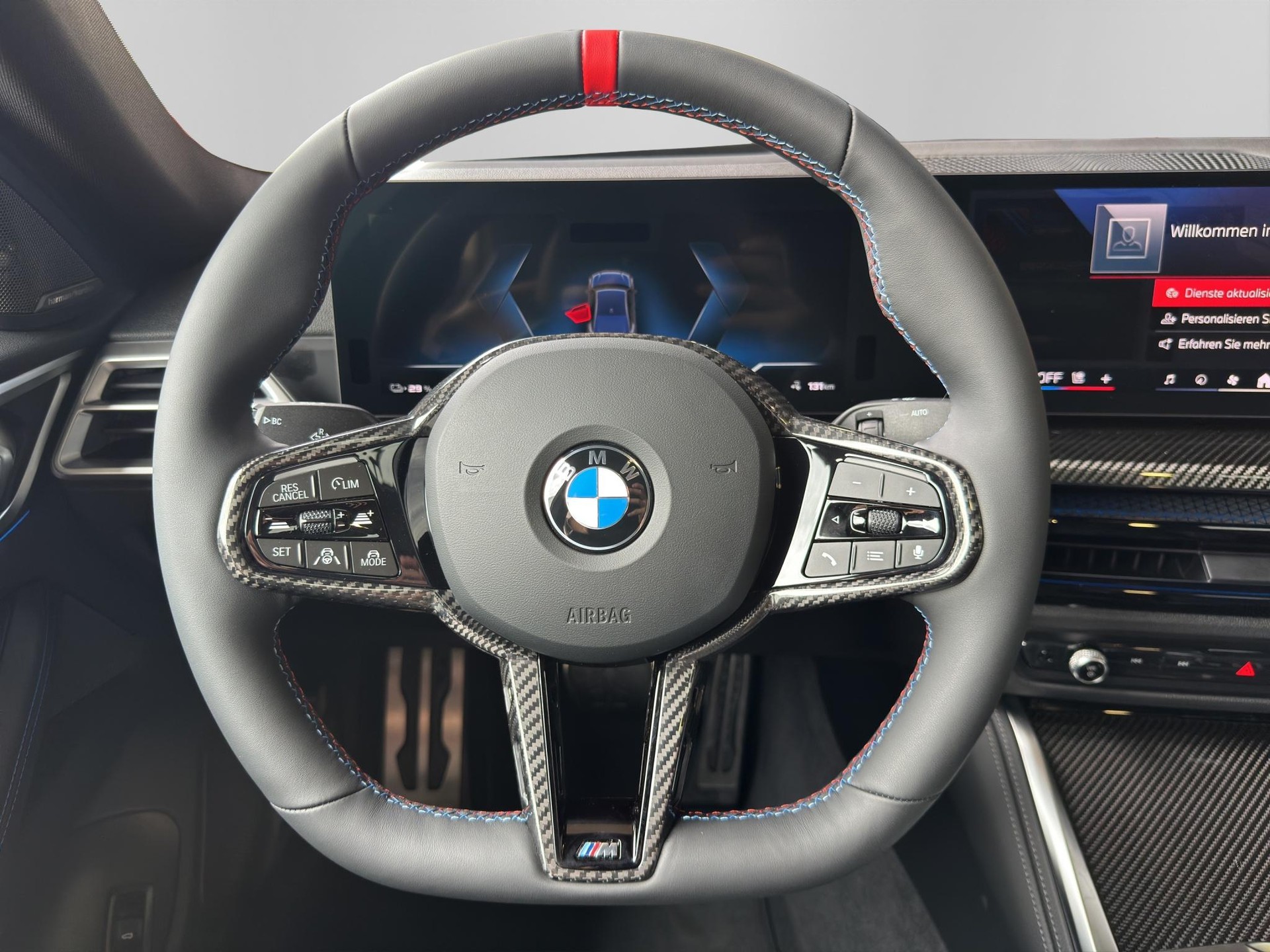 BMW i4 M60 xDrive Gran Coupé 'Black Package'-image-15