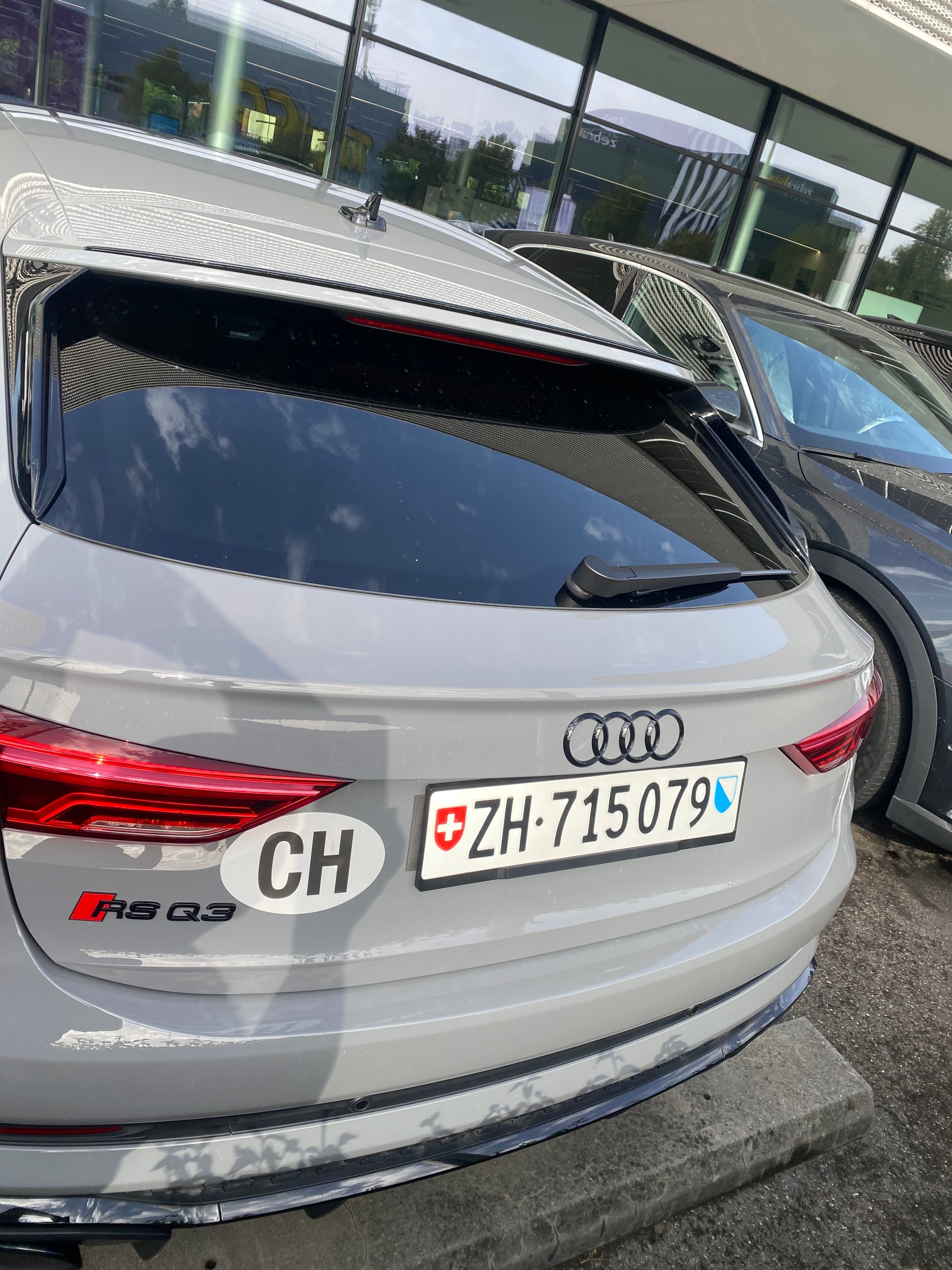 AUDI 2.5 TFSI quattro S-Tronic-image-1