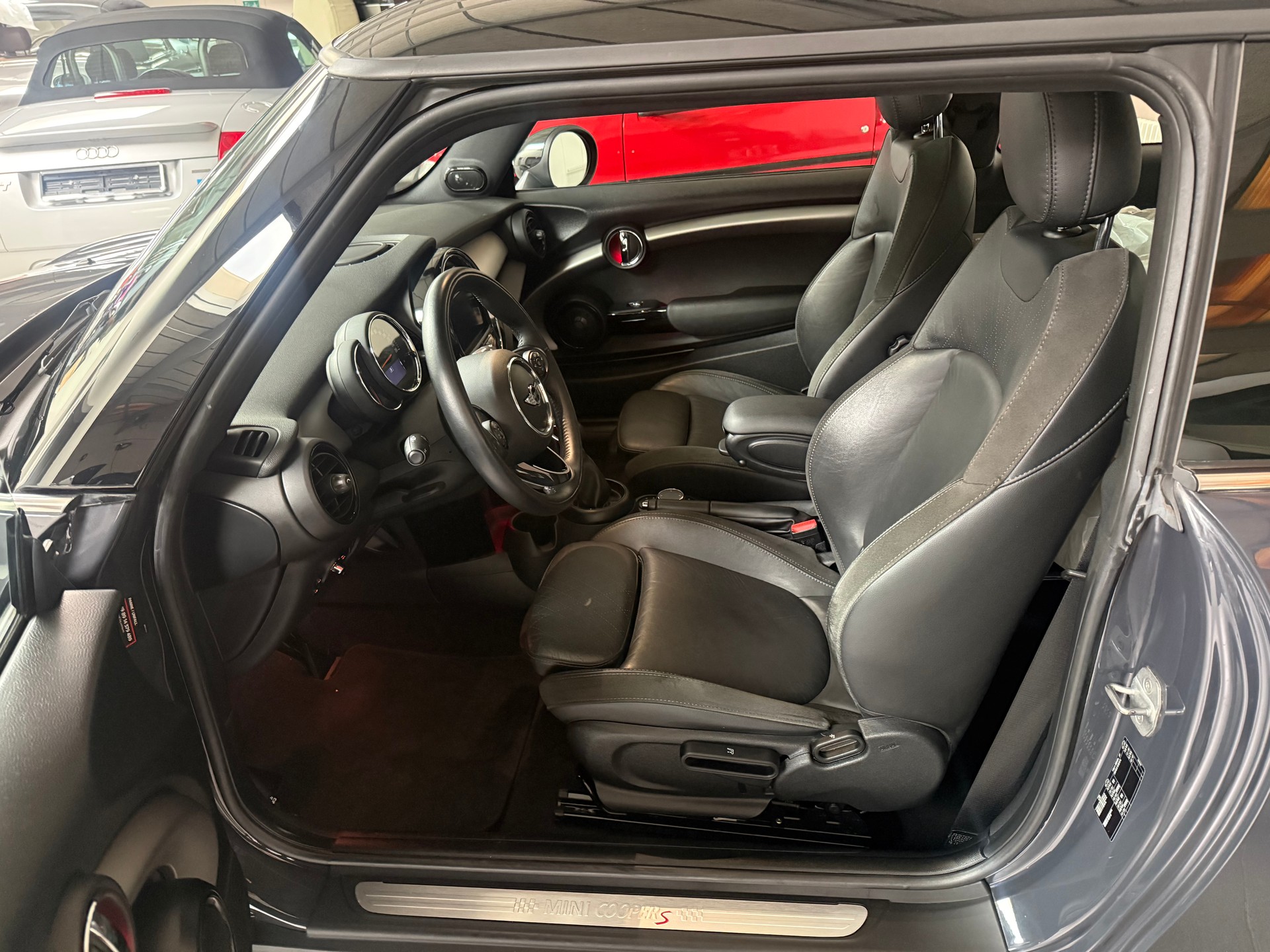 MINI Cooper S Steptronic-image-10