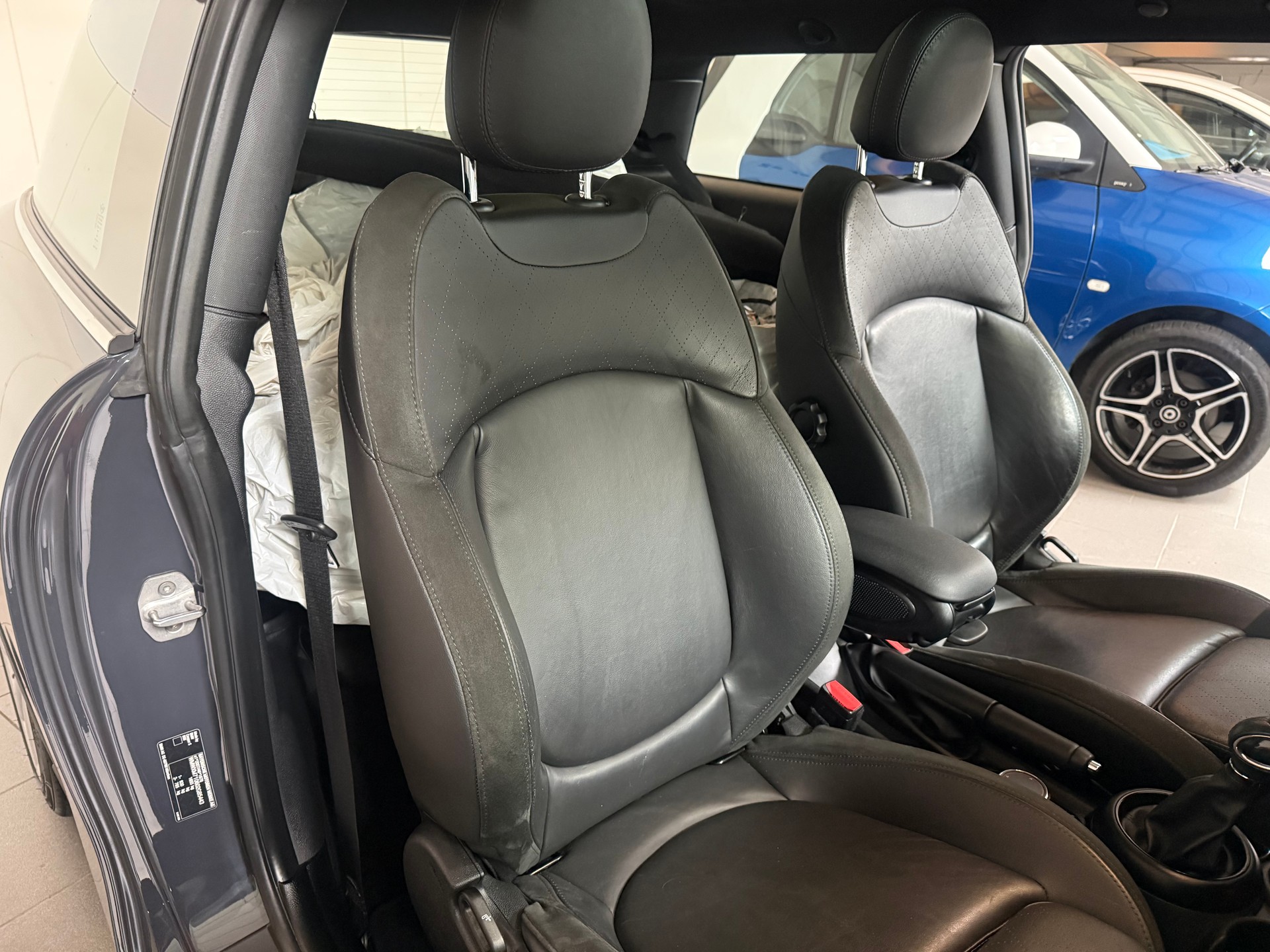 MINI Cooper S Steptronic-image-15