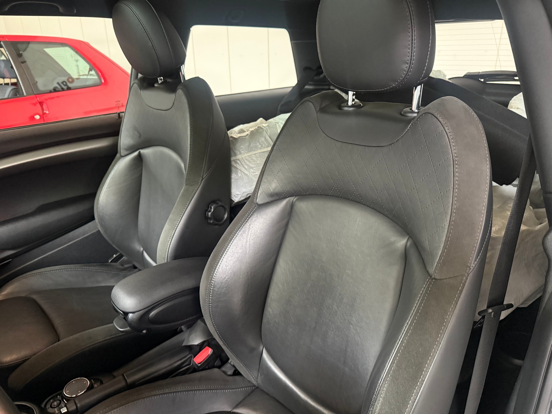 MINI Cooper S Steptronic-image-12