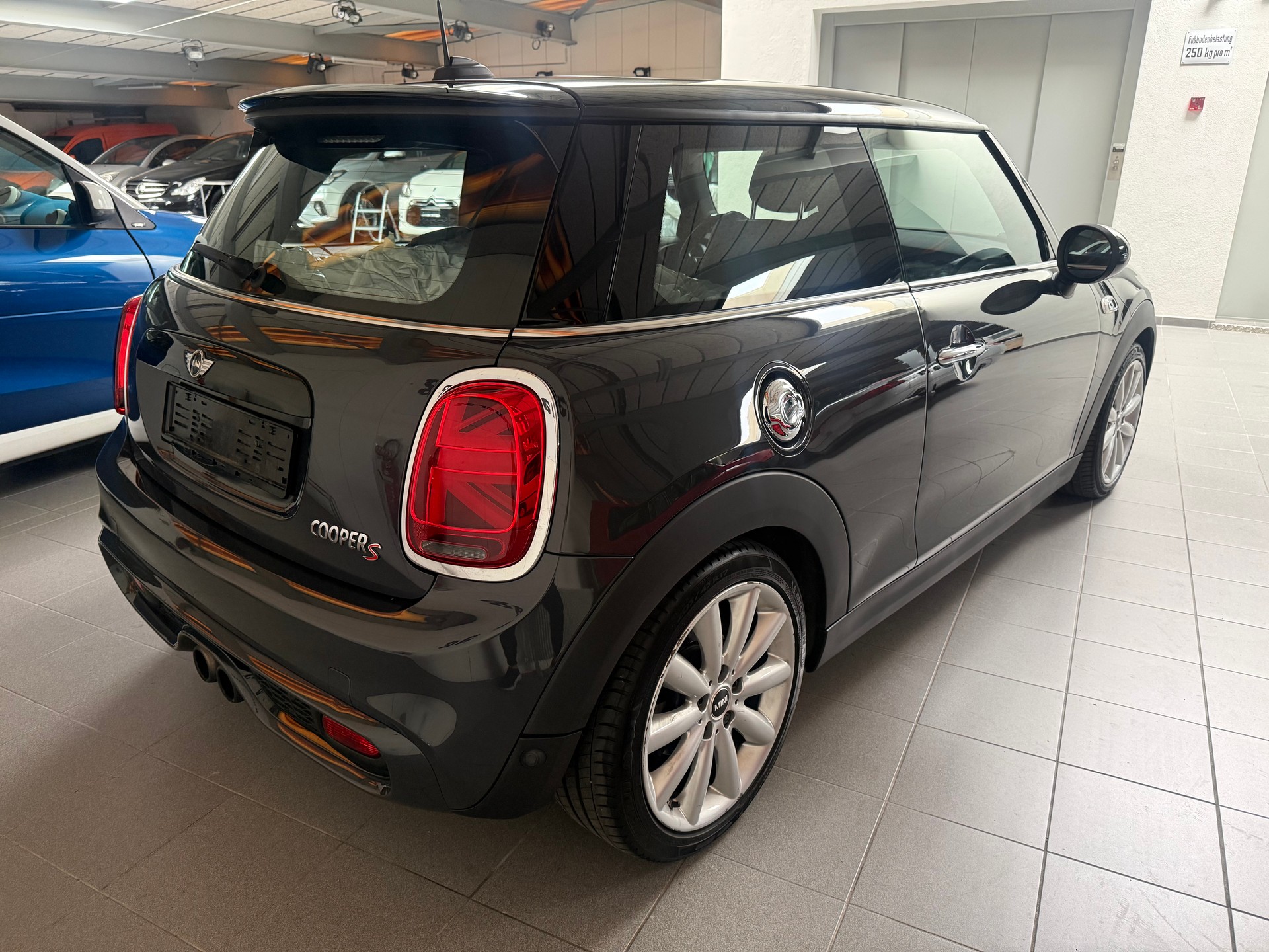 MINI Cooper S Steptronic-image-8