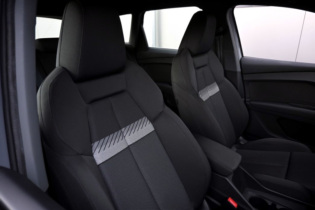 AUDI Q4 e-tron 35-image-5