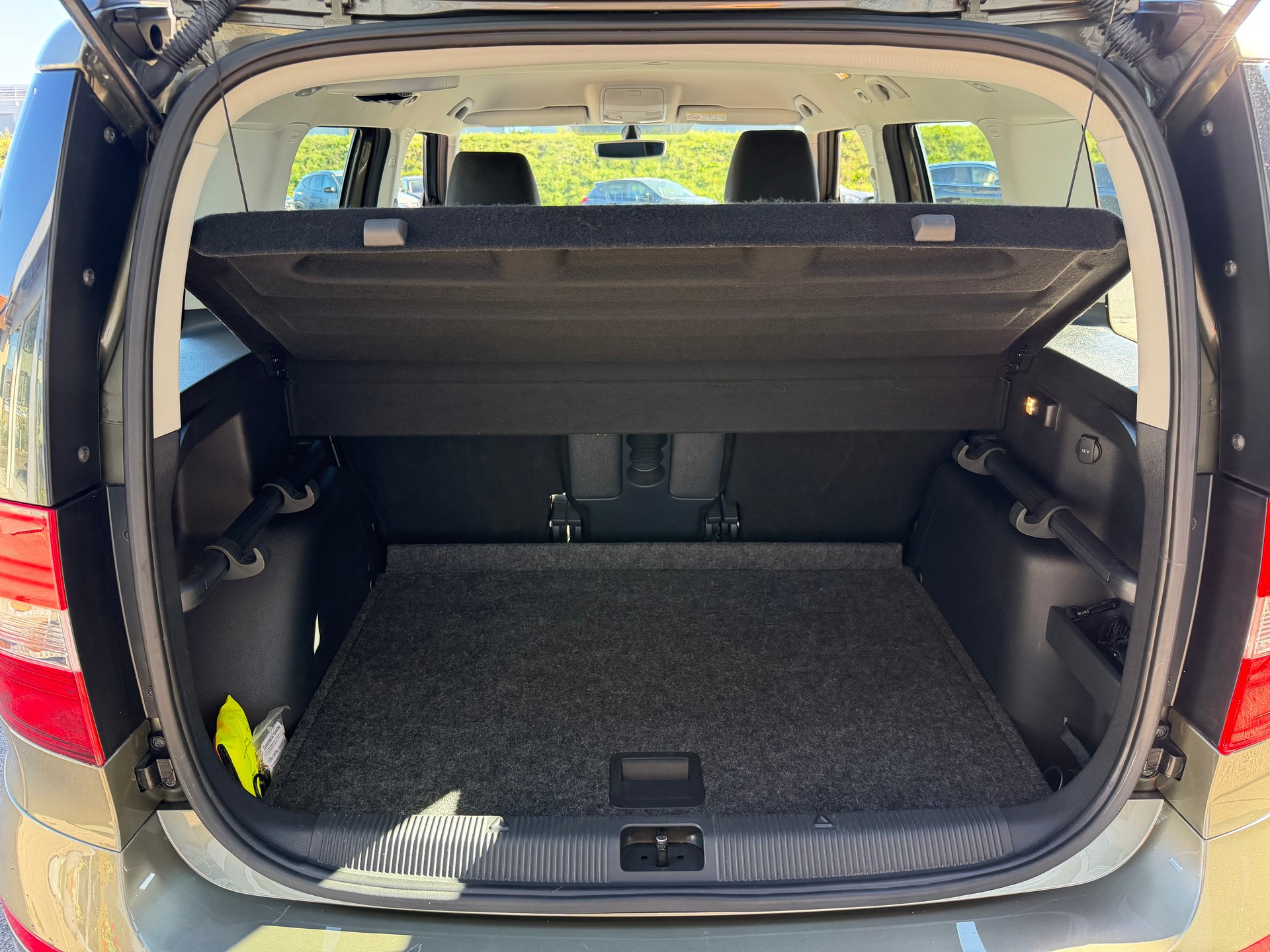 SKODA Yeti 1.4 TSI Style Outdoor 4x4 DSG+++ANHÄNGERKUPPLUNG 1800KG+++-image-10