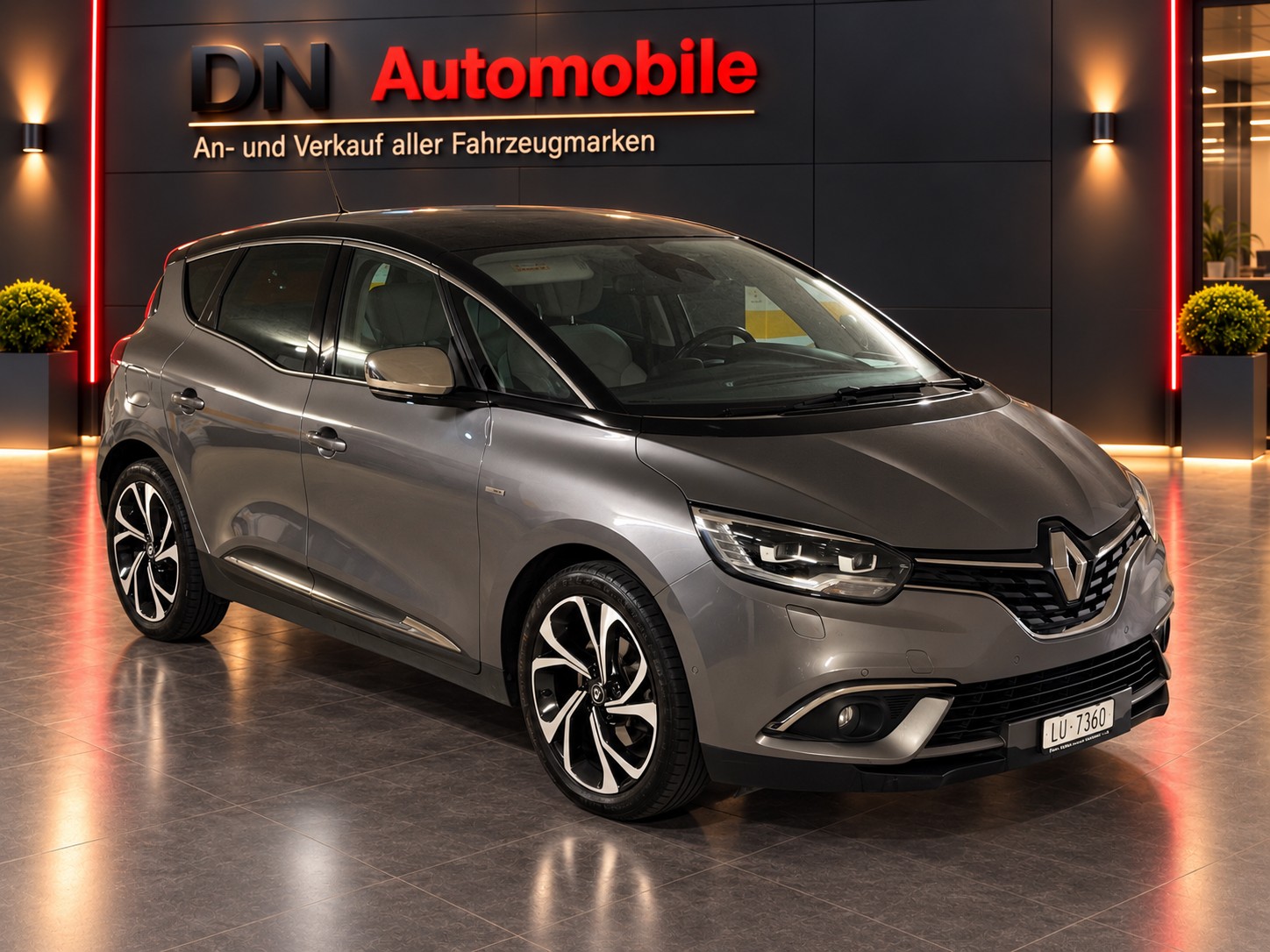 RENAULT Scénic 1.6 dCi Bose EDC-image-1