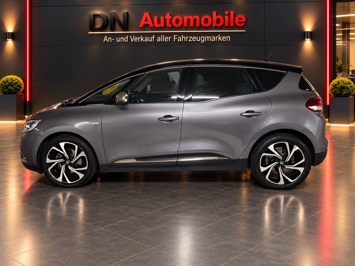RENAULT Scénic 1.6 dCi Bose EDC-image-3