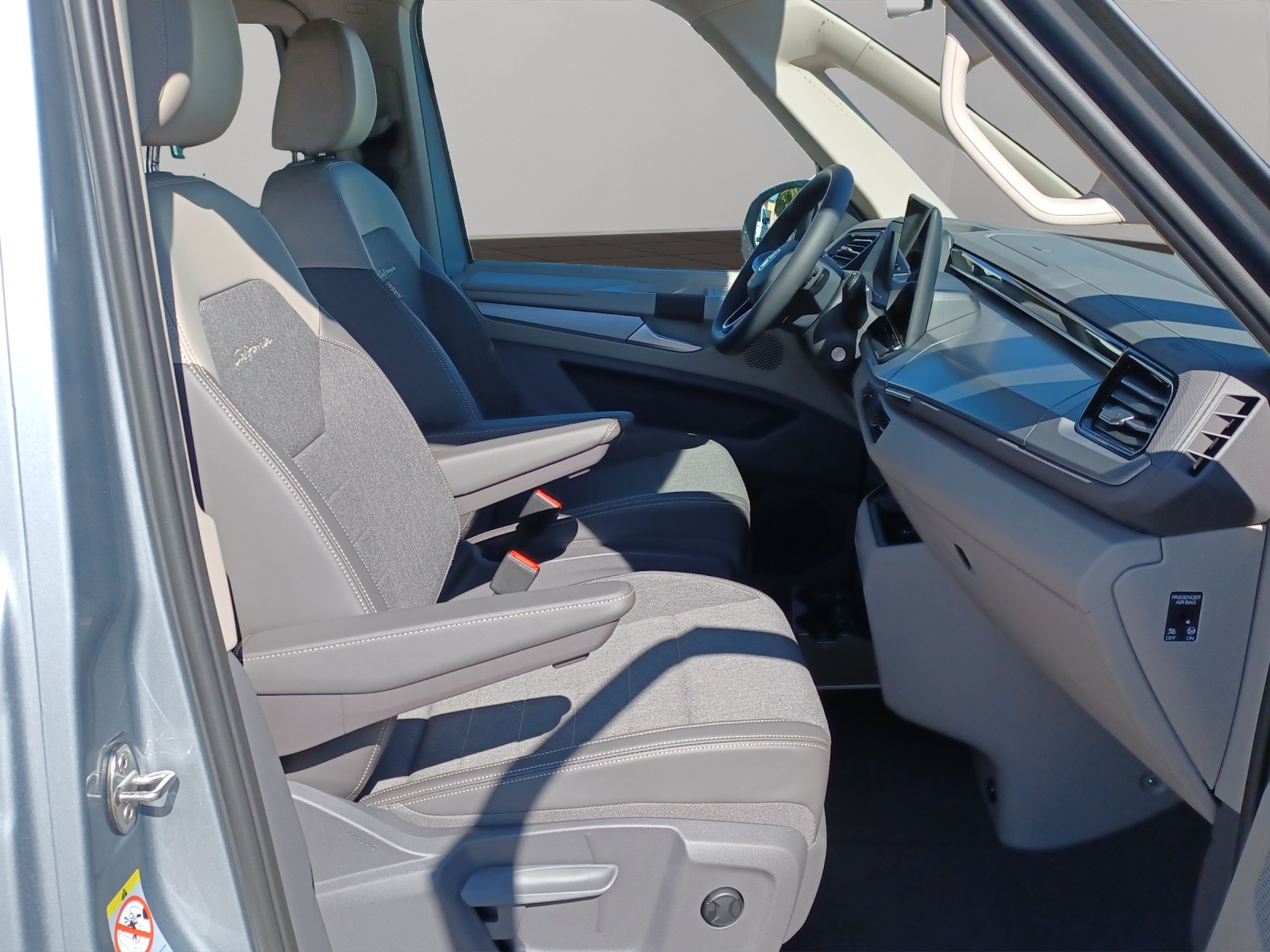 VW NEW California Ocean Liberty 2.0 TSI DSG (2027)-image-14