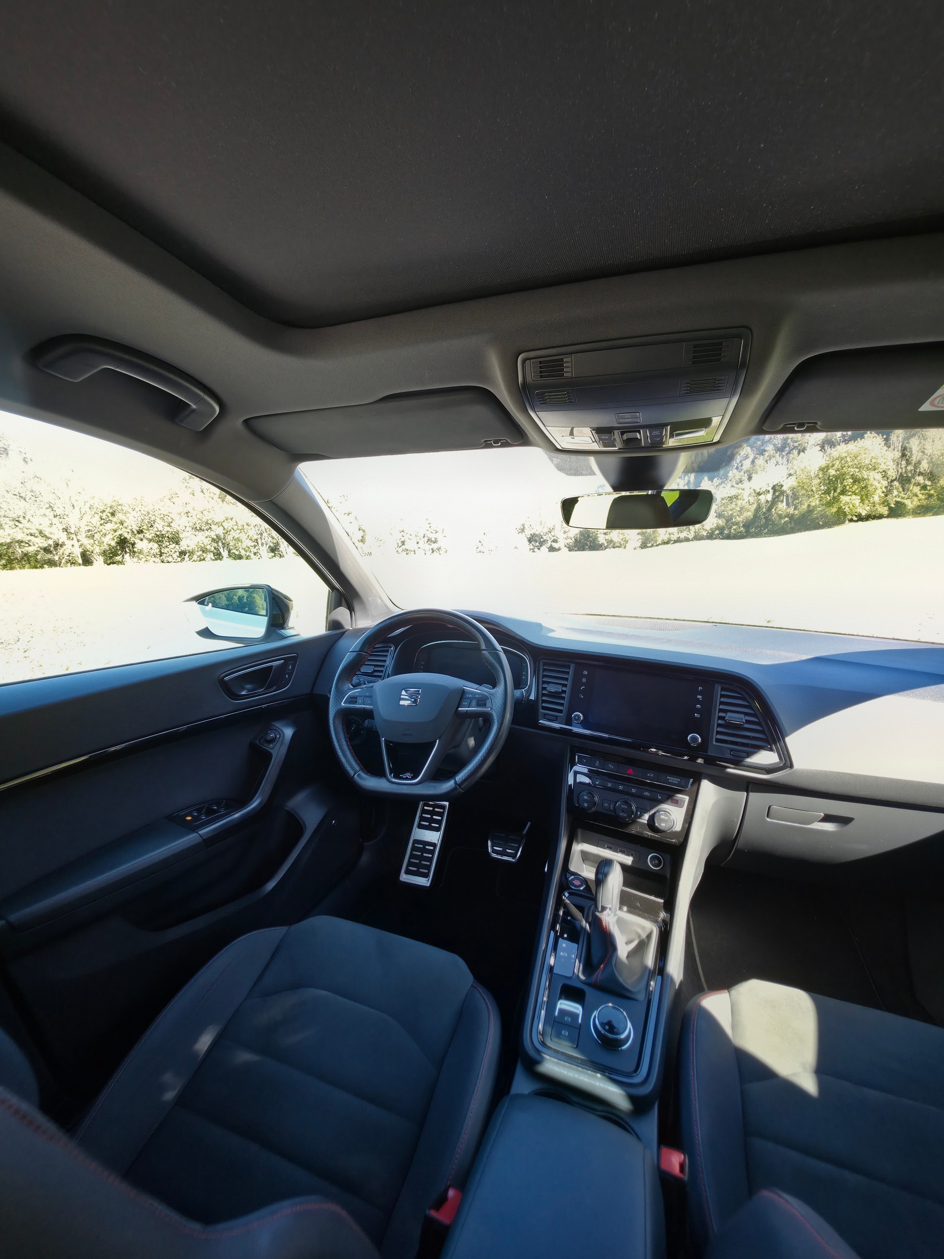 SEAT 2.0 TSI Swiss FR 4Drive DSG-image-4