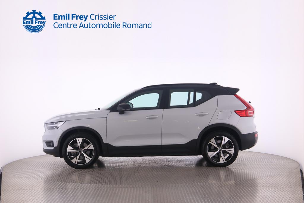 VOLVO XC40 P8 Twin Pro AWD-image-3