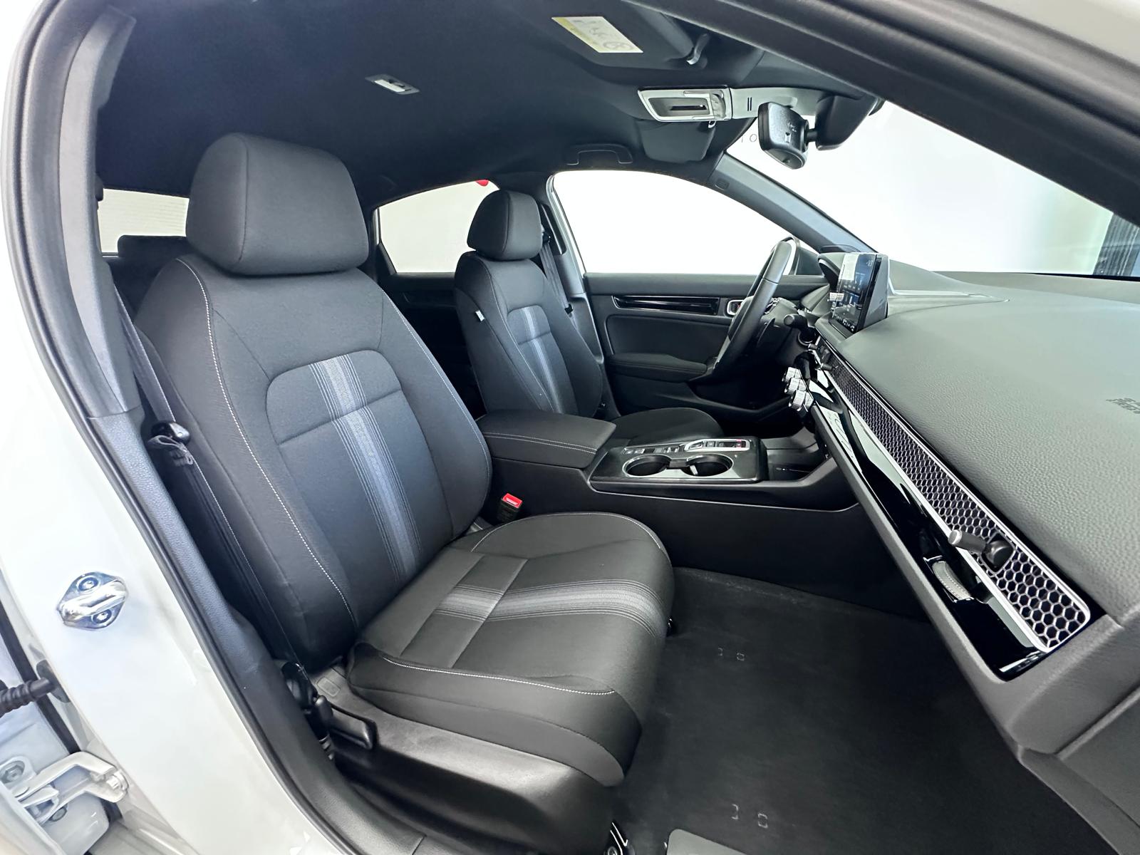 HONDA Civic 2.0 i-MMD HEV Elegance | Tageszulassung | CH-Fahrzeug | 8 Jahre Werksgarantie |-image-20