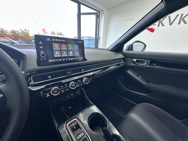 Honda Civic 2.0 i-MMD HEV Elegance, photo 17 sur 22