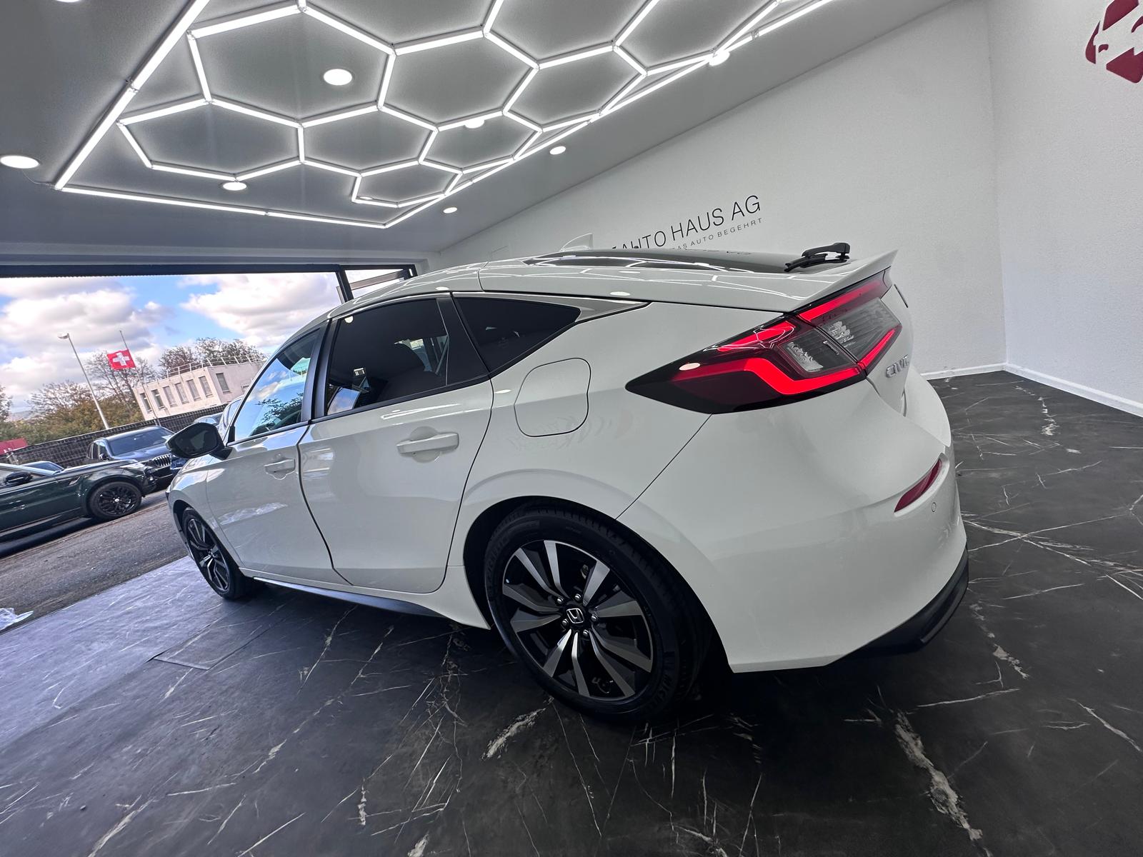 HONDA Civic 2.0 i-MMD HEV Elegance | Tageszulassung | CH-Fahrzeug | 8 Jahre Werksgarantie |-image-9