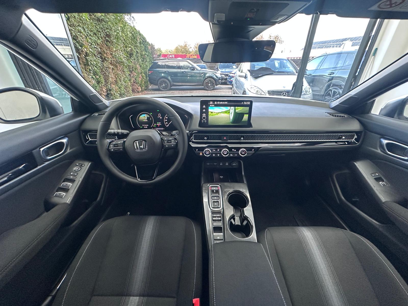HONDA Civic 2.0 i-MMD HEV Elegance | Tageszulassung | CH-Fahrzeug | 8 Jahre Werksgarantie |-image-11
