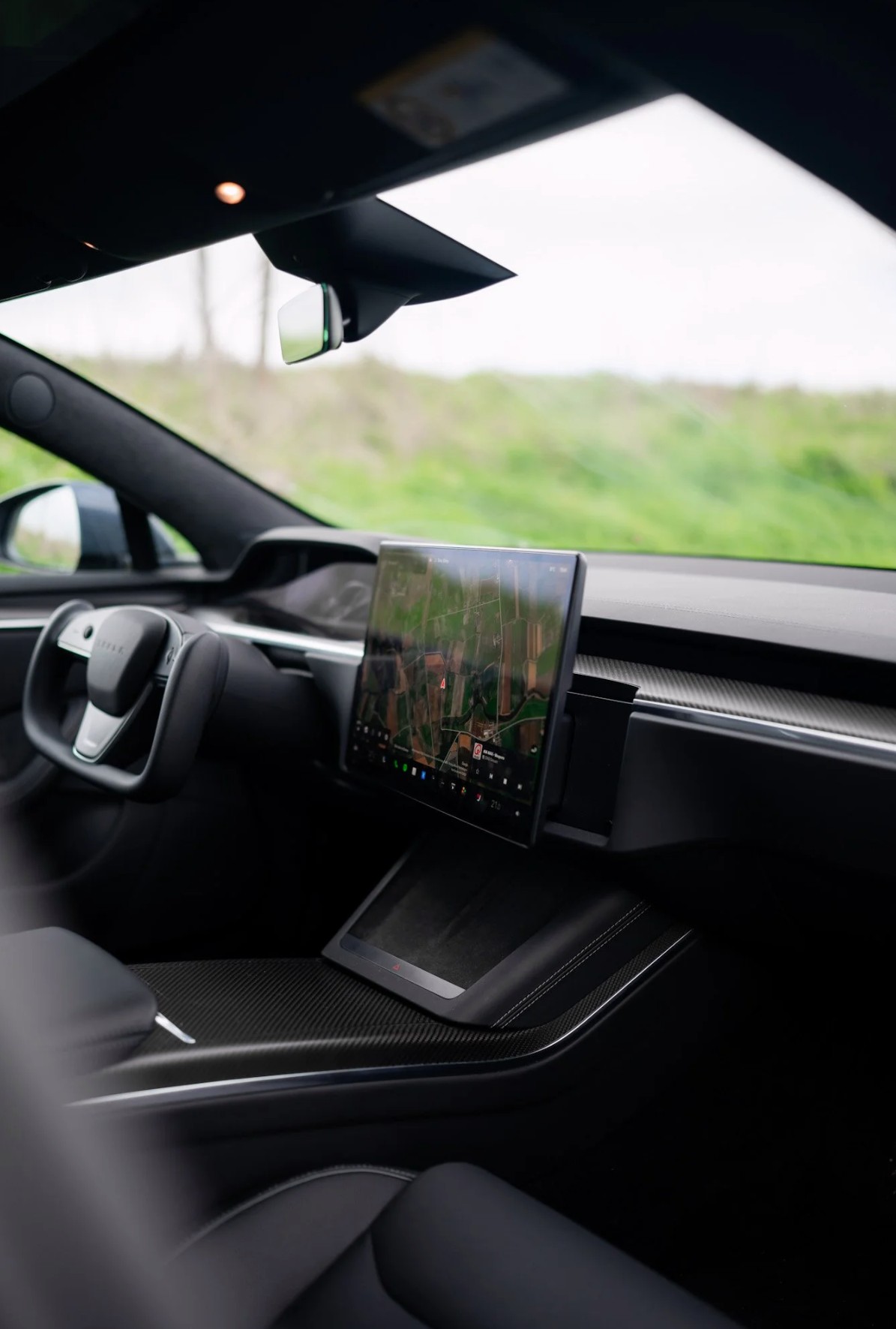TESLA Plaid-image-3