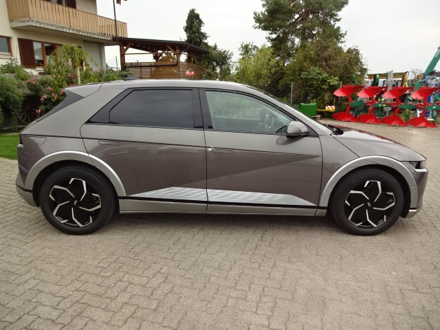HYUNDAI Ioniq 5 72kWh Vertex 4WD-image-5