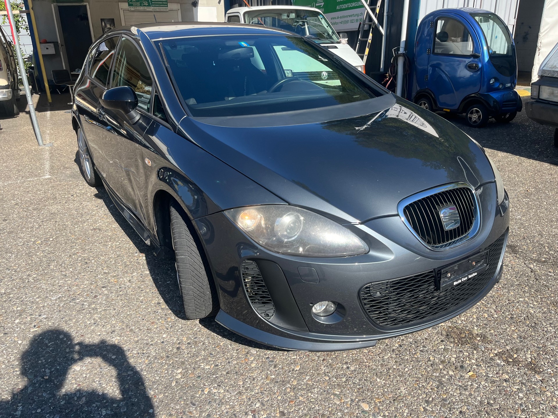 SEAT Leon 2.0 TSI Cupra R-Evolution-image-1