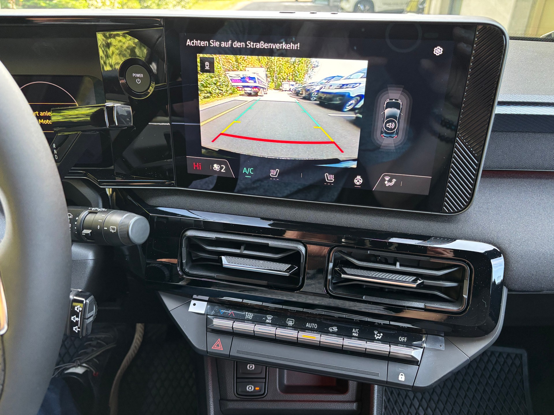 NISSAN Micra 52 kWh Advance 150 PS-image-12