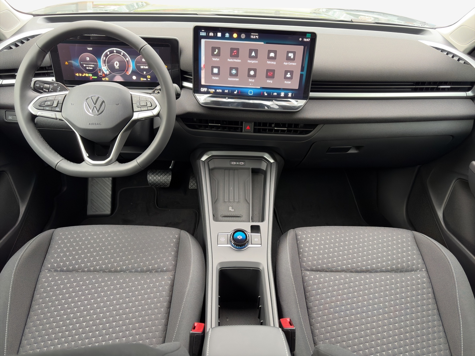 VW T-Roc 1.5 eTSI mHEV Life DSG-image-8