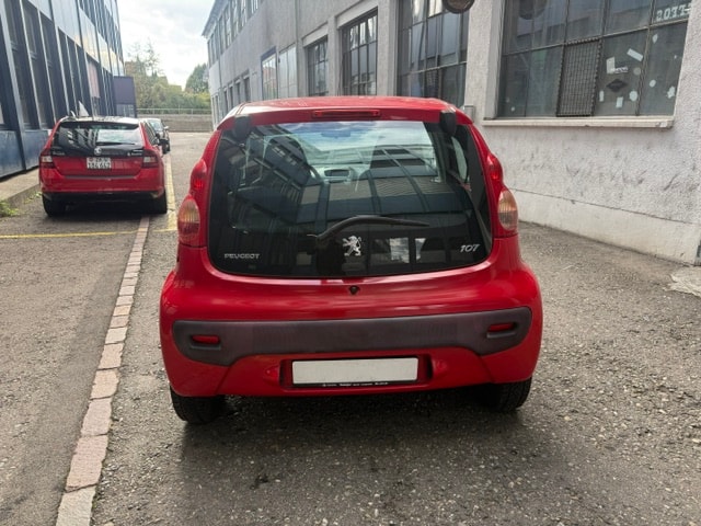 PEUGEOT 107 1.0 Trendy-image-3