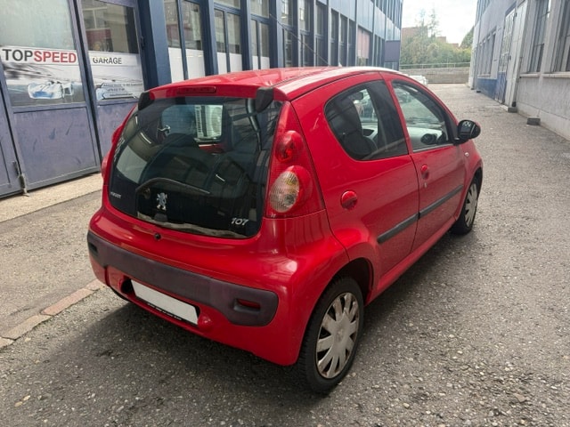 PEUGEOT 107 1.0 Trendy-image-5