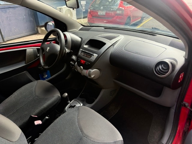 PEUGEOT 107 1.0 Trendy-image-10