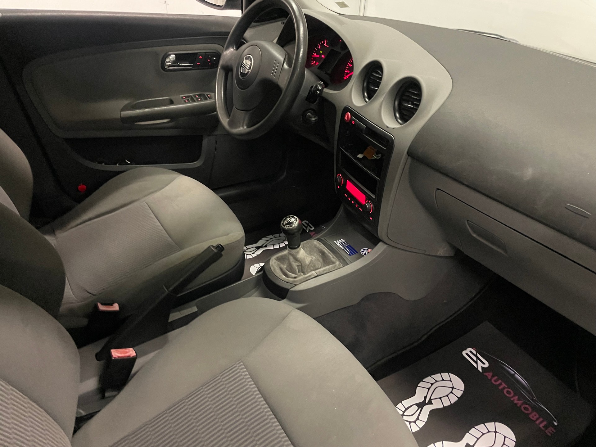 SEAT Ibiza 1.4 16V Signo-image-9