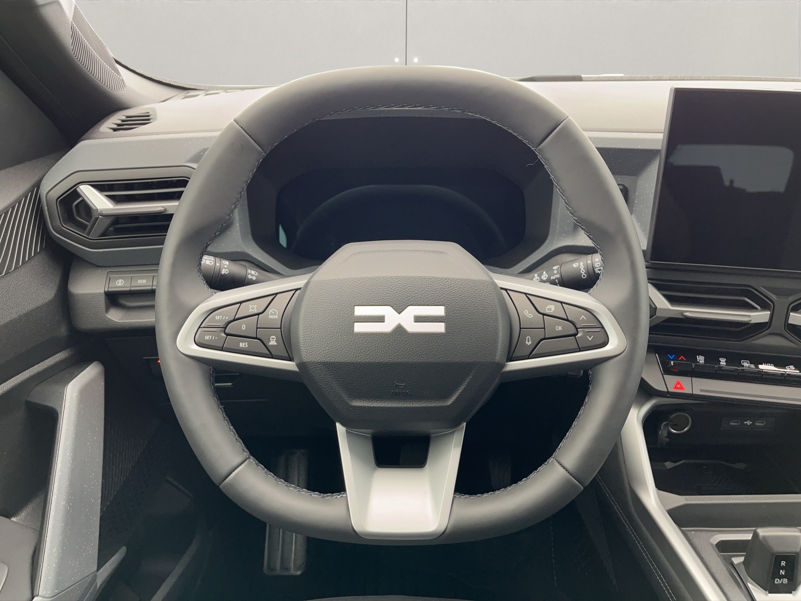 DACIA Bigster 1.8 Hybrid Journey-image-9