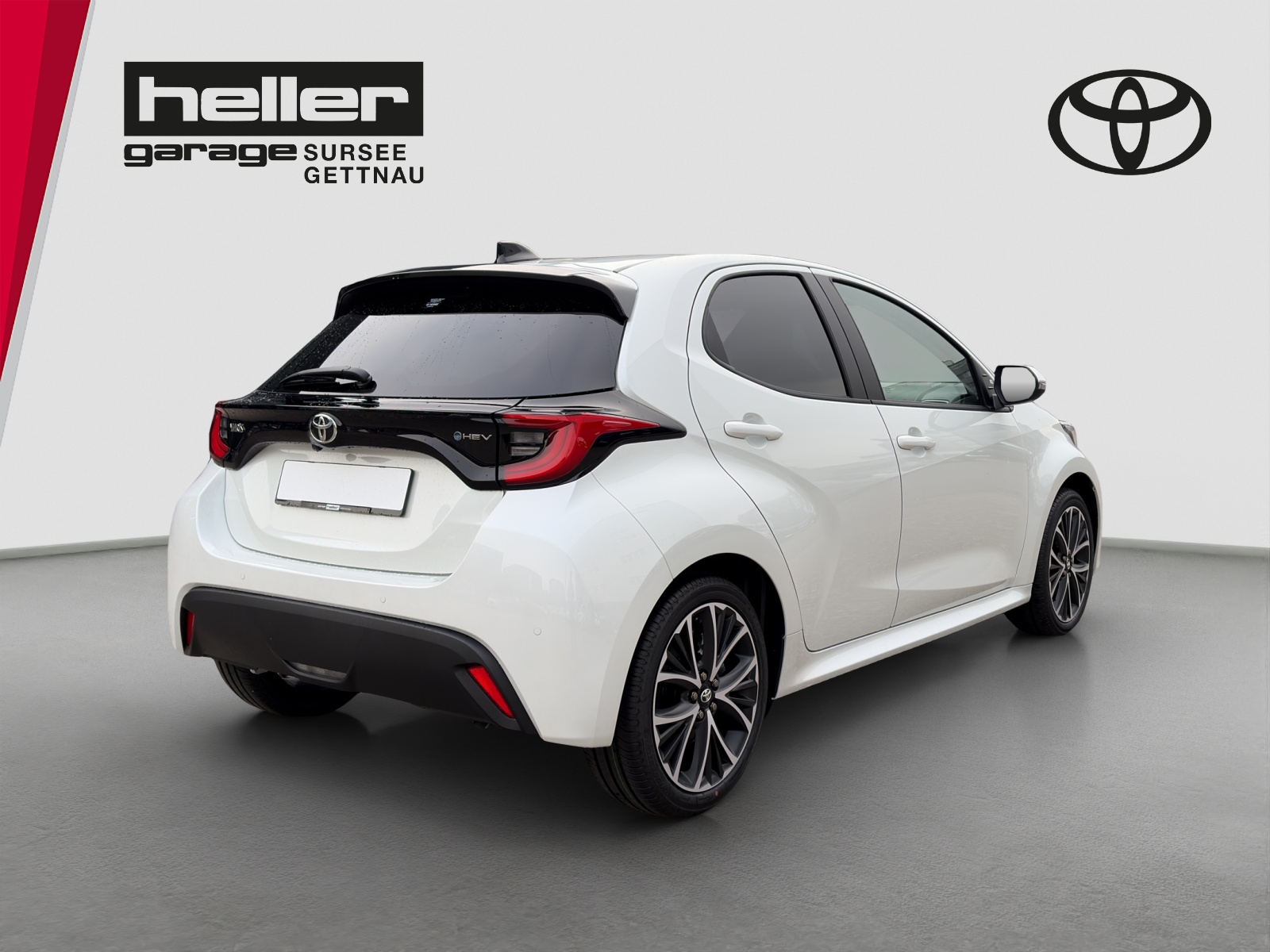 TOYOTA Yaris 1.5 VVT-i HSD Trend-image-4