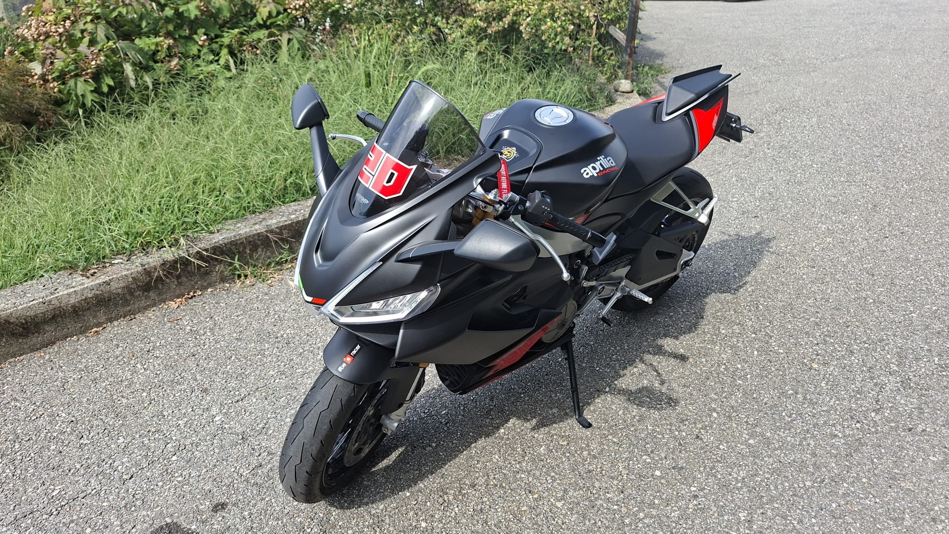 APRILIA RS 660 (35kW)-showroom-element-1
