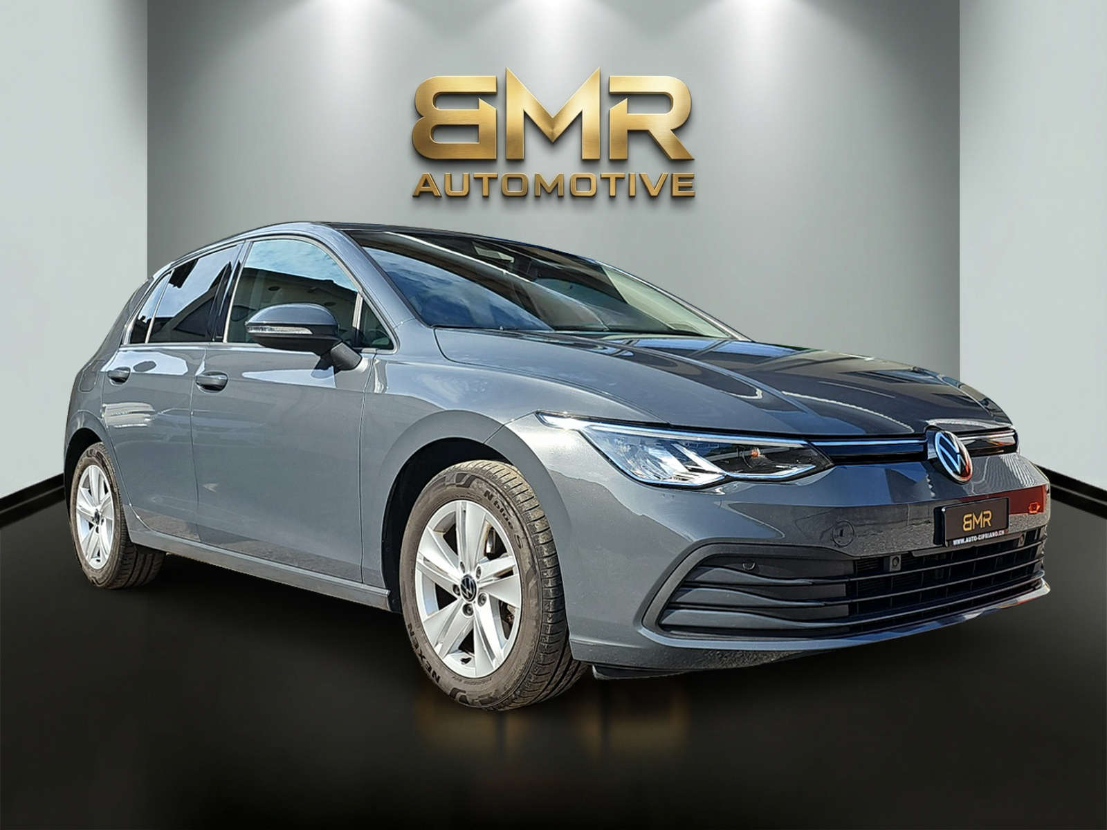 VW Golf 1.5 TSI EVO Highline-showroom-element-2