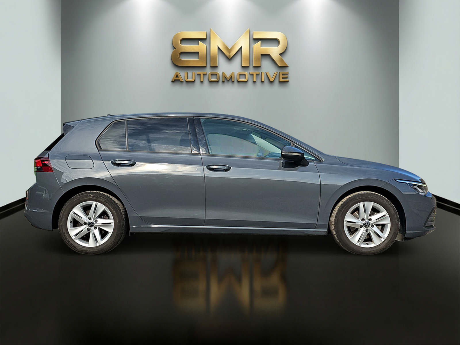 VW Golf 1.5 TSI EVO Highline-showroom-element-3