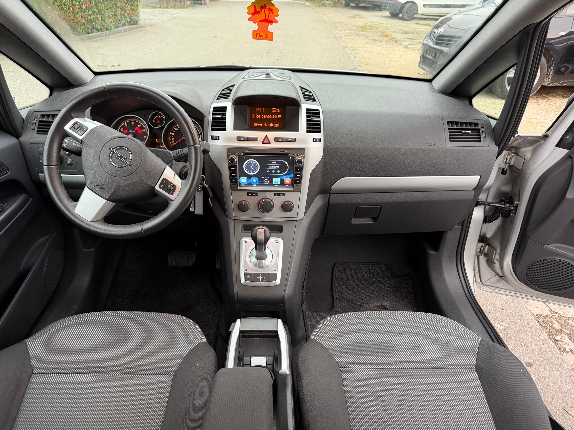 OPEL Zafira 1.8i 16V Cosmo Easytronic-frisch ab Mfk-image-4