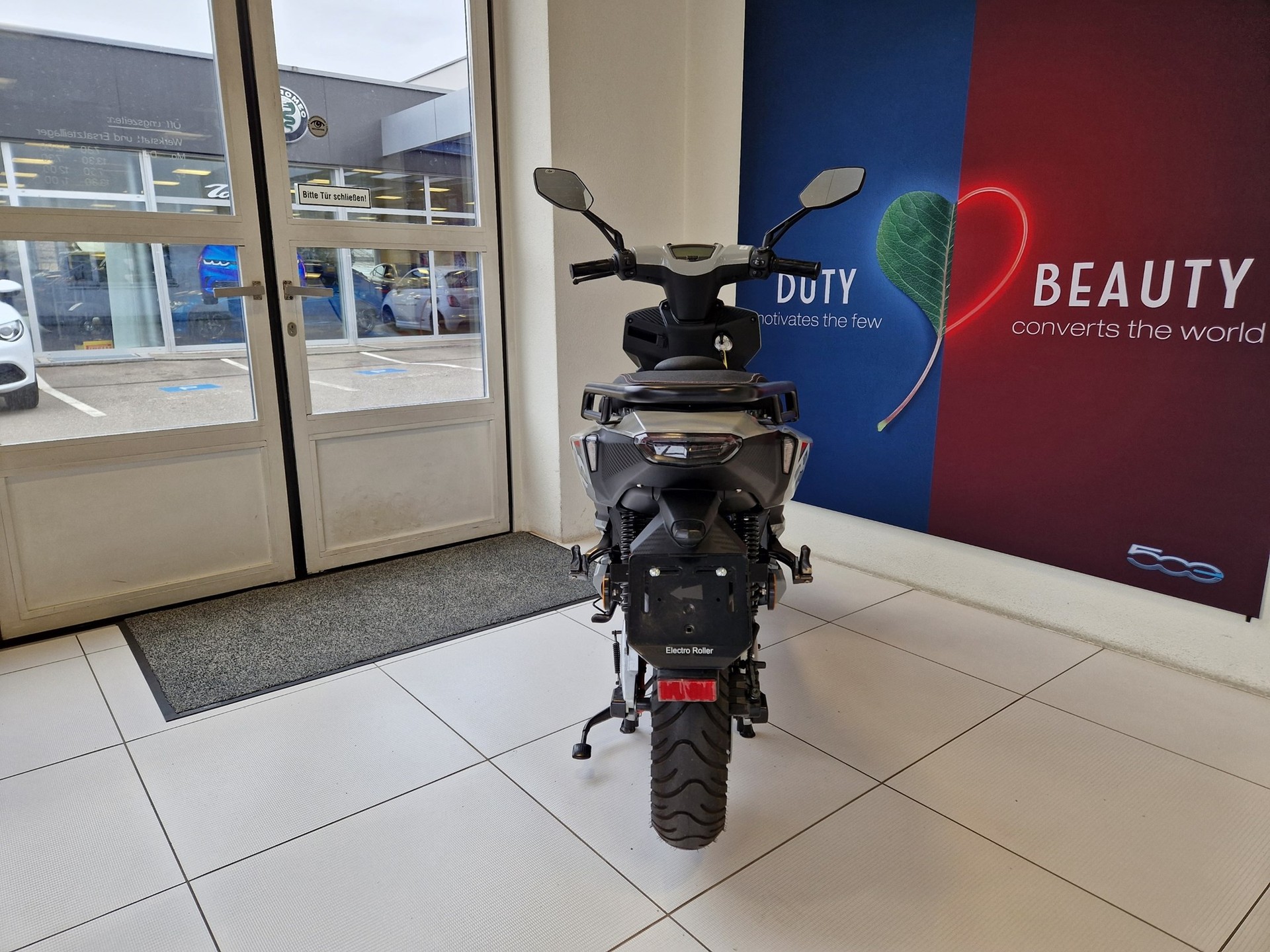 UGBEST UGB-R3 - Elektroroller - 45km/h-image-5