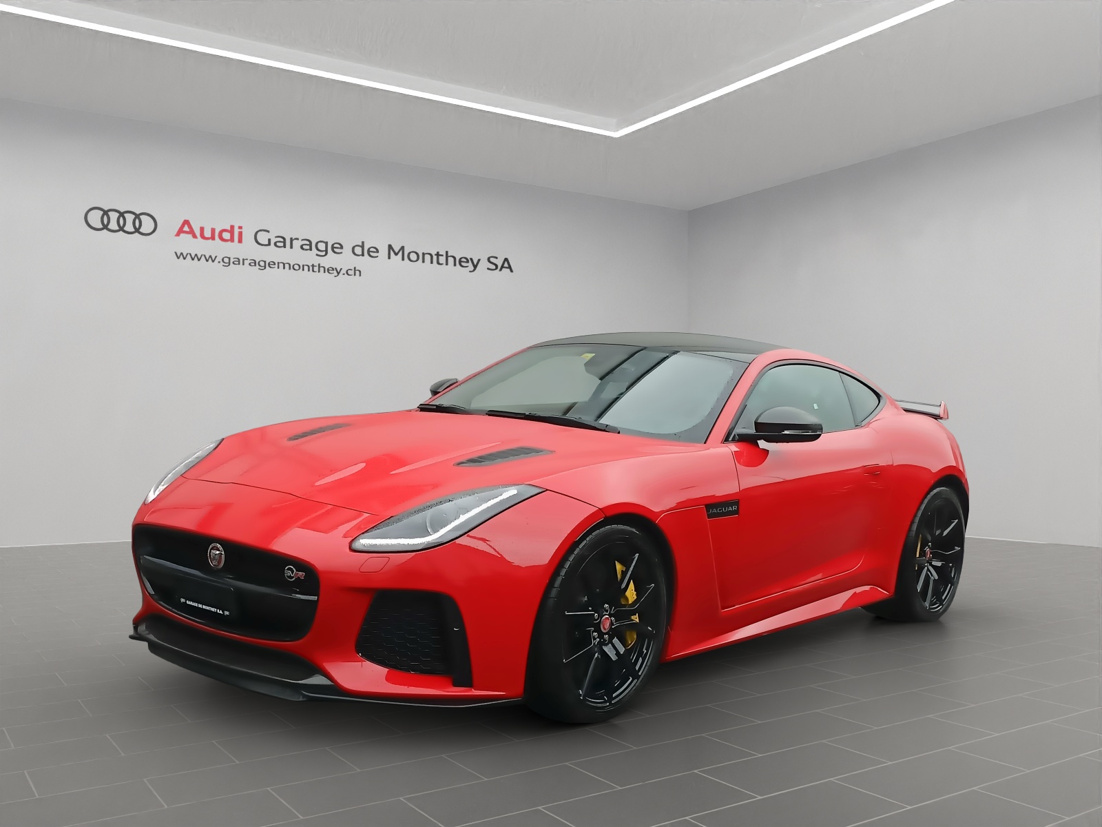JAGUAR F-Type Coupé R 5.0 V8 SVR AWD-image-0