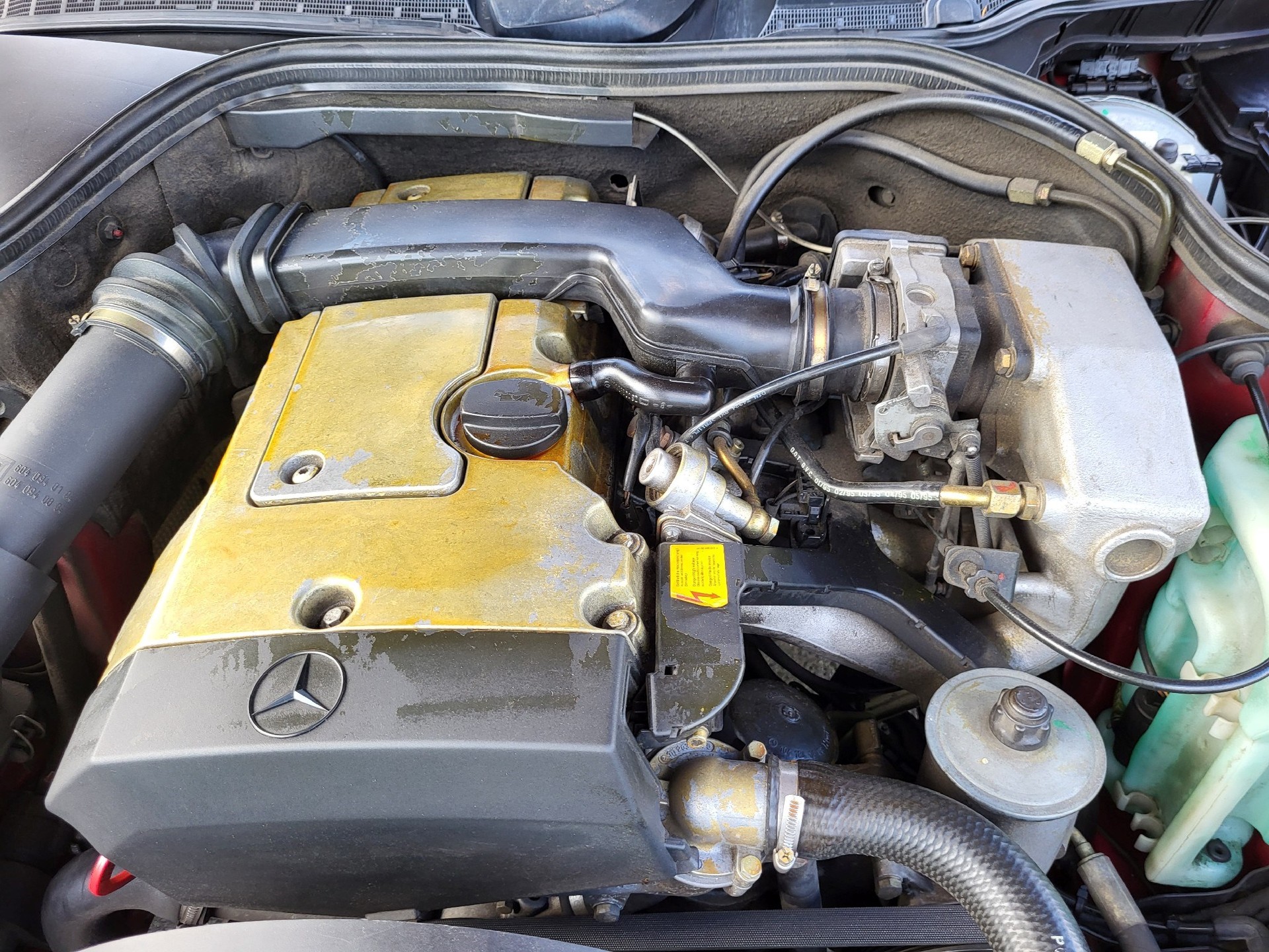 MERCEDES-BENZ C 180 Elégance-image-3