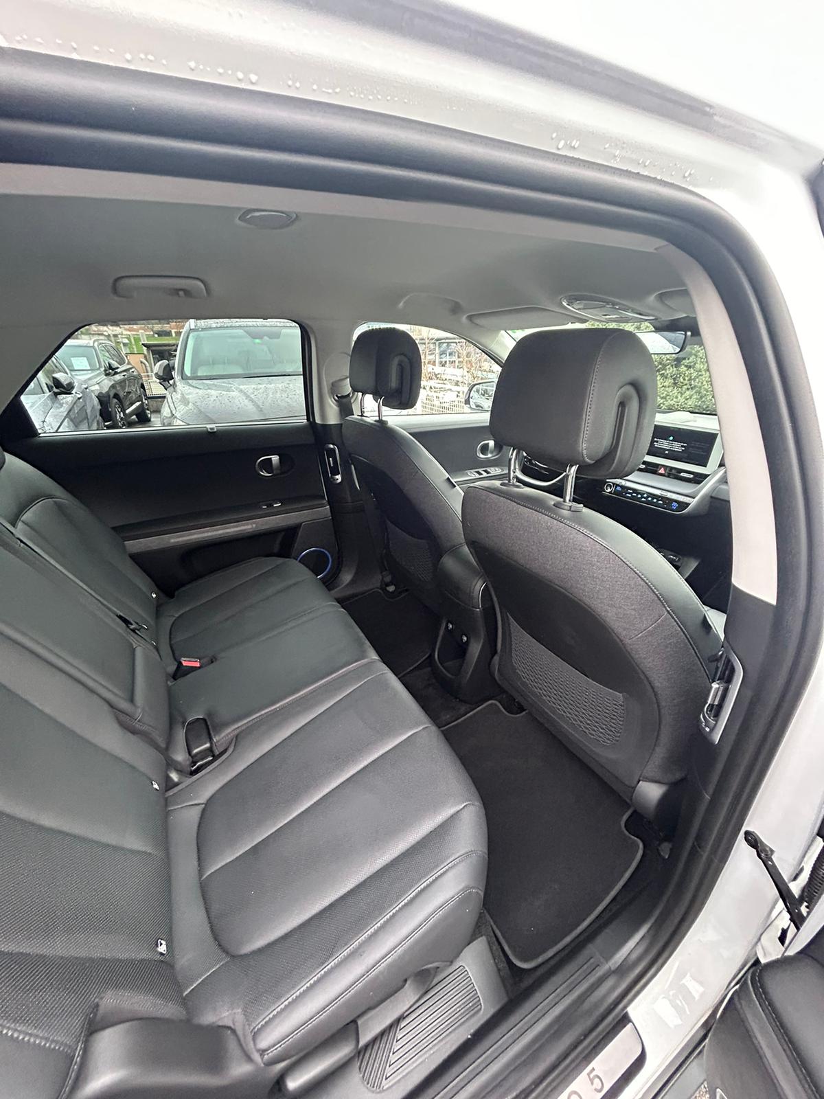 HYUNDAI Ioniq 5 72kWh First Edition 4WD-image-10