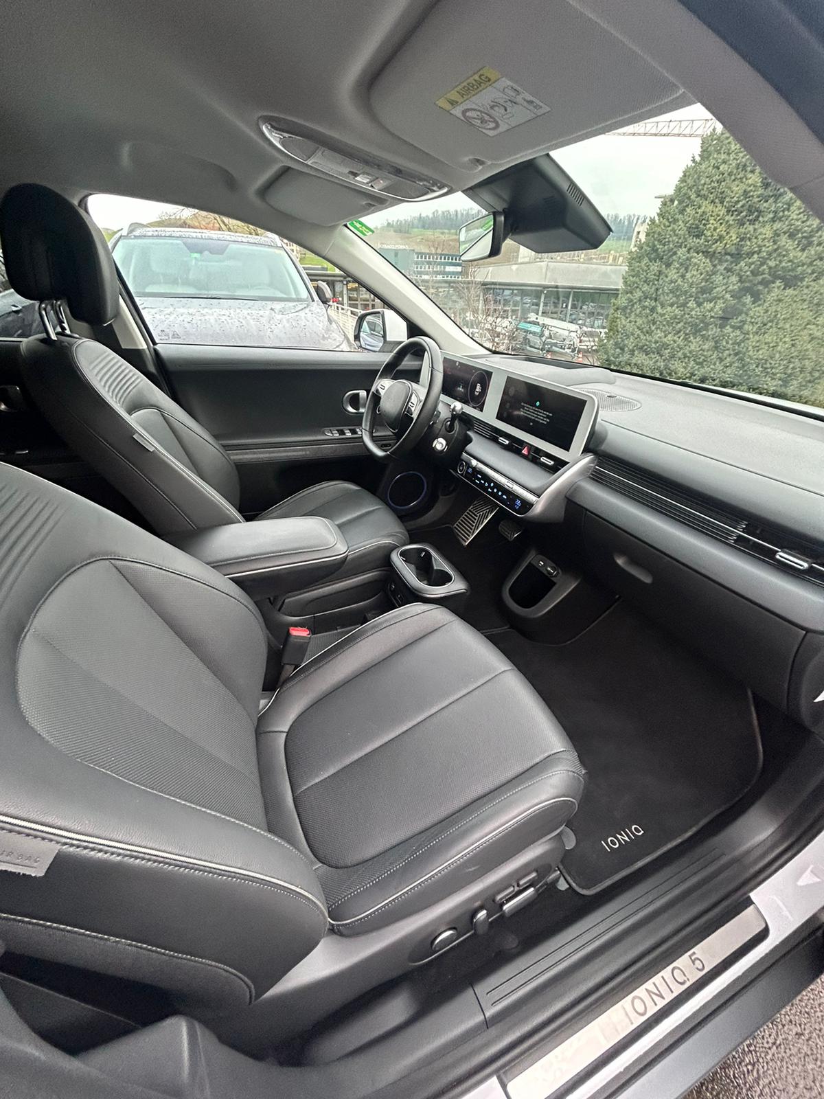 HYUNDAI Ioniq 5 72kWh First Edition 4WD-image-9