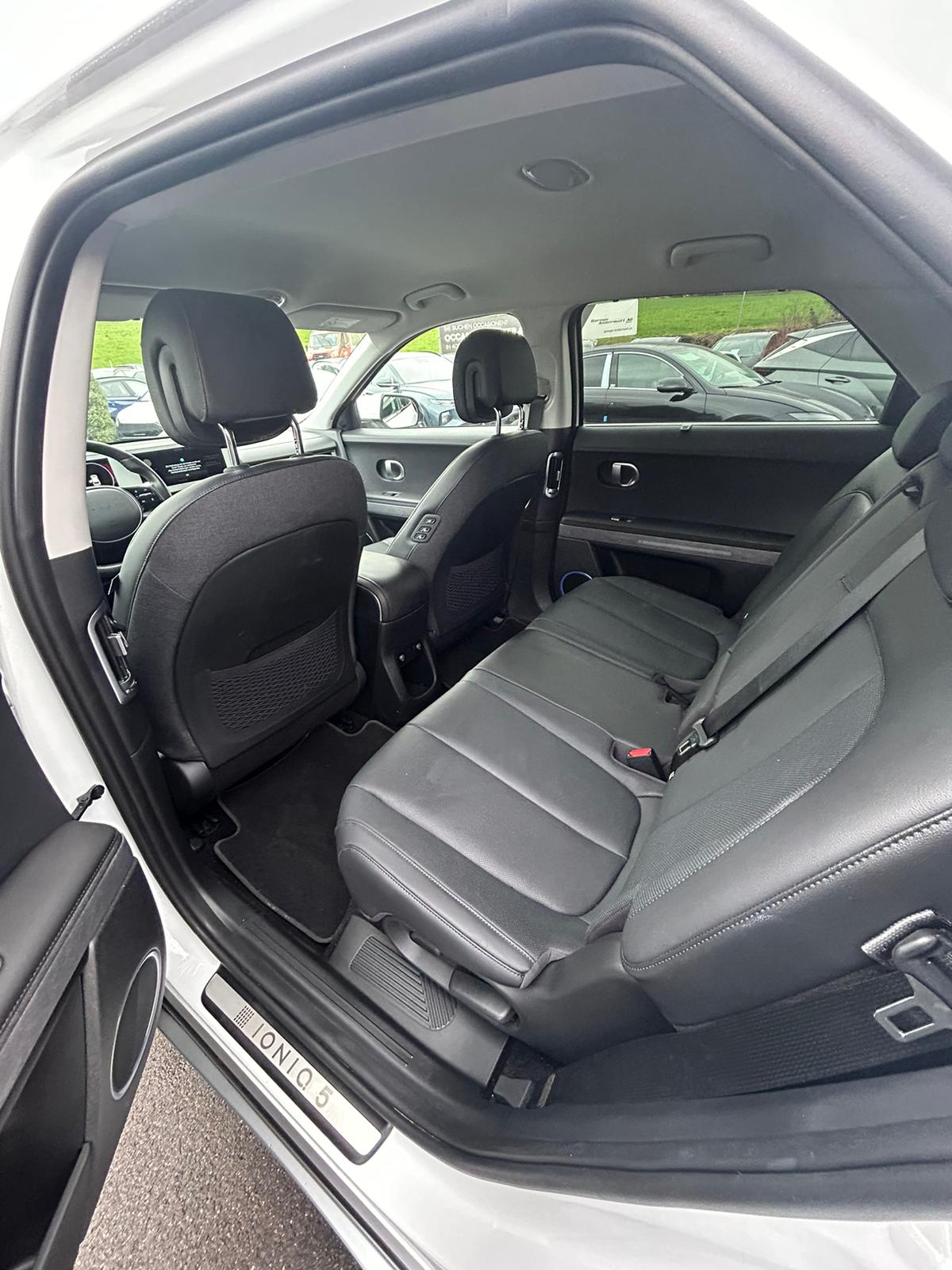 HYUNDAI Ioniq 5 72kWh First Edition 4WD-image-11