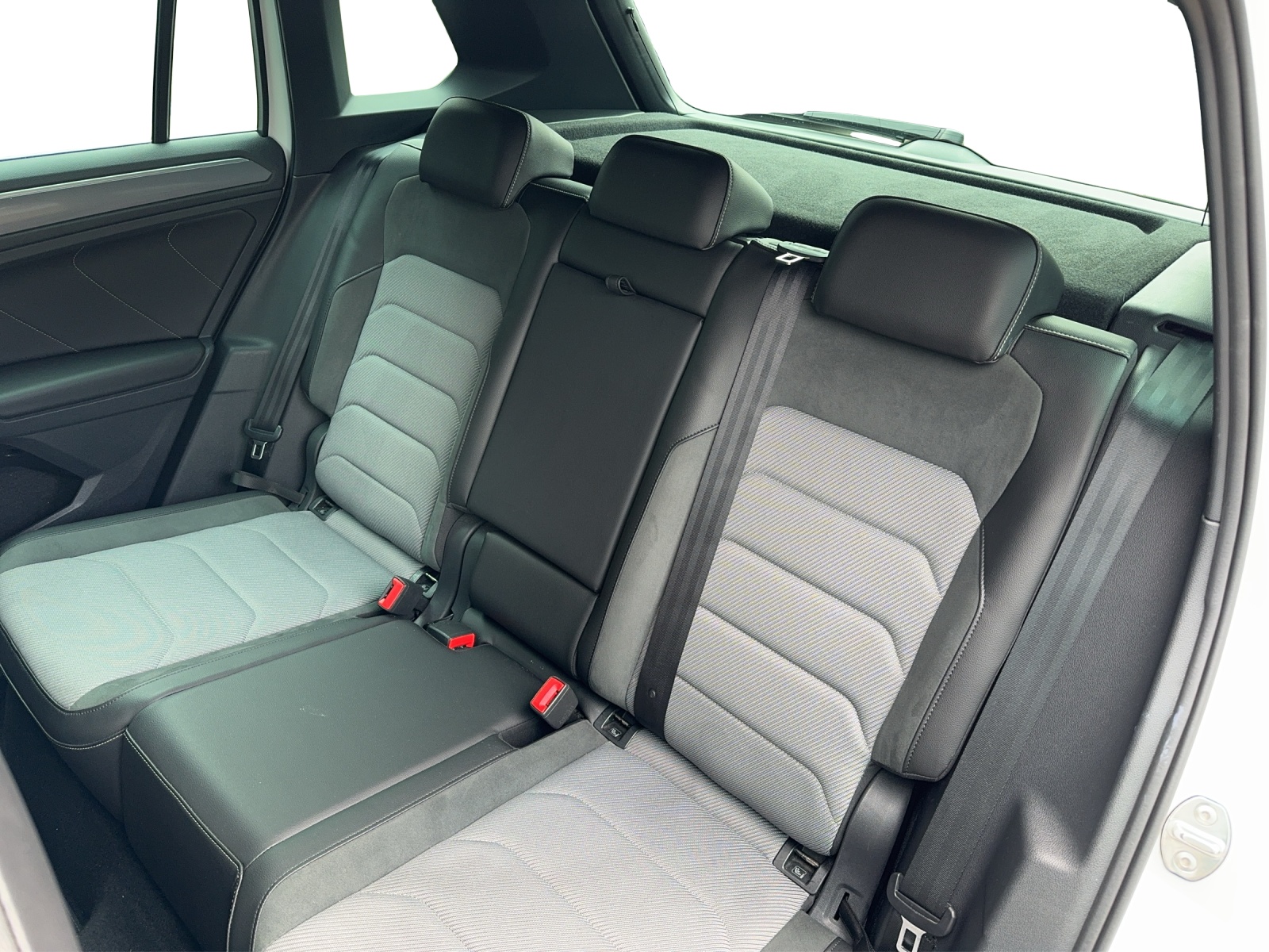VW Tiguan 2.0TSI Highline 4Motion DSG-image-13