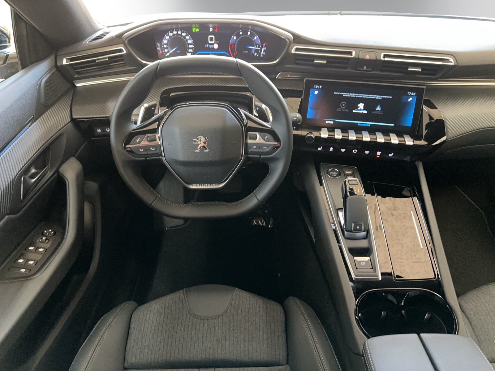 PEUGEOT 508 1.2 PureTech Allure Pack EAT8-image-11