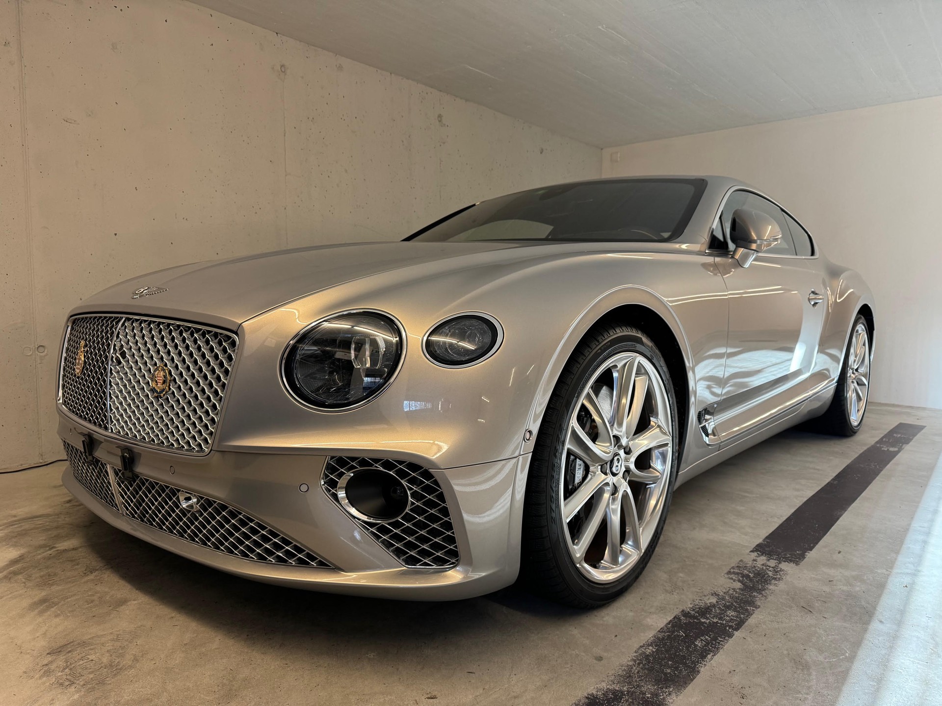 BENTLEY Continental GT 6.0 W12-image-1