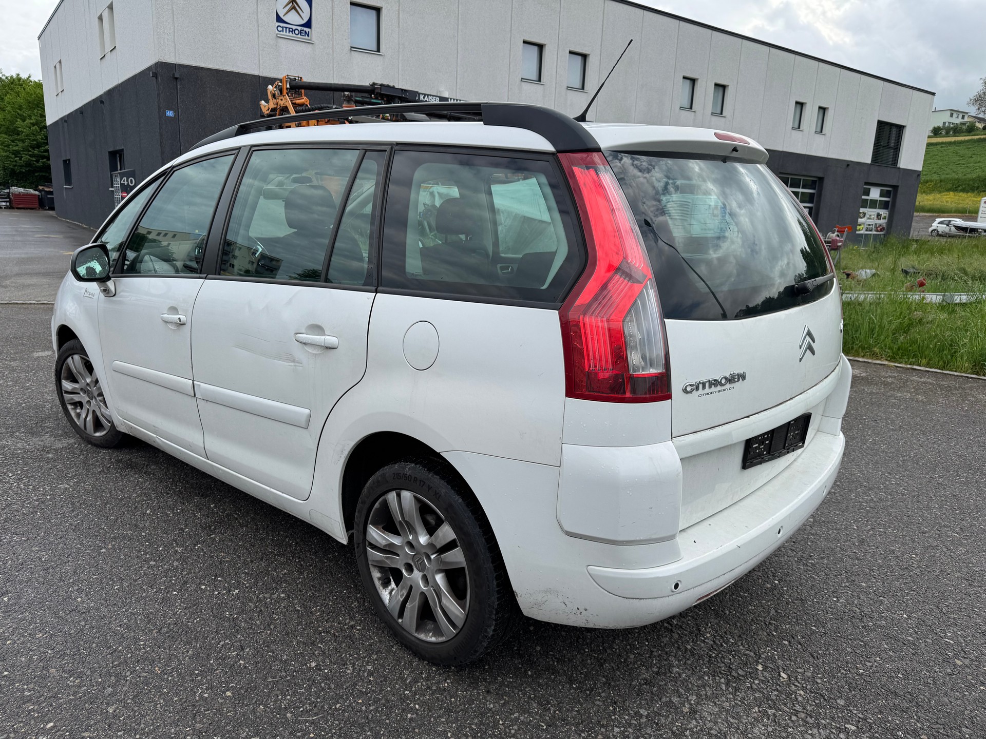 CITROEN C4 Grand Picasso 2.0i 16V Exclusive-image-9