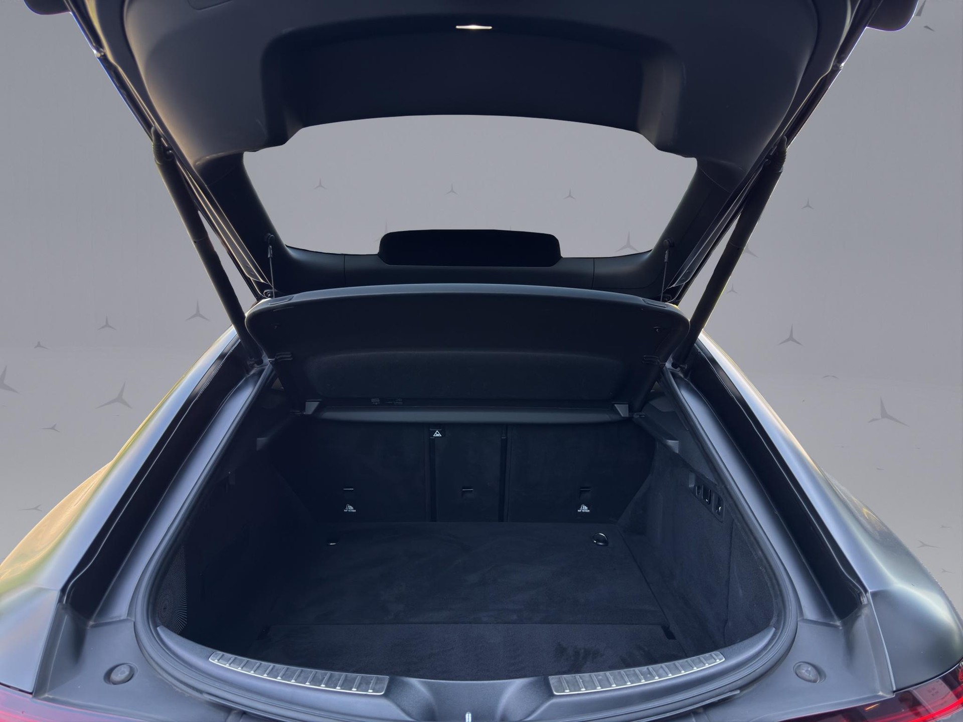 MERCEDES-BENZ AMG GT 63 S 4matic+-image-14