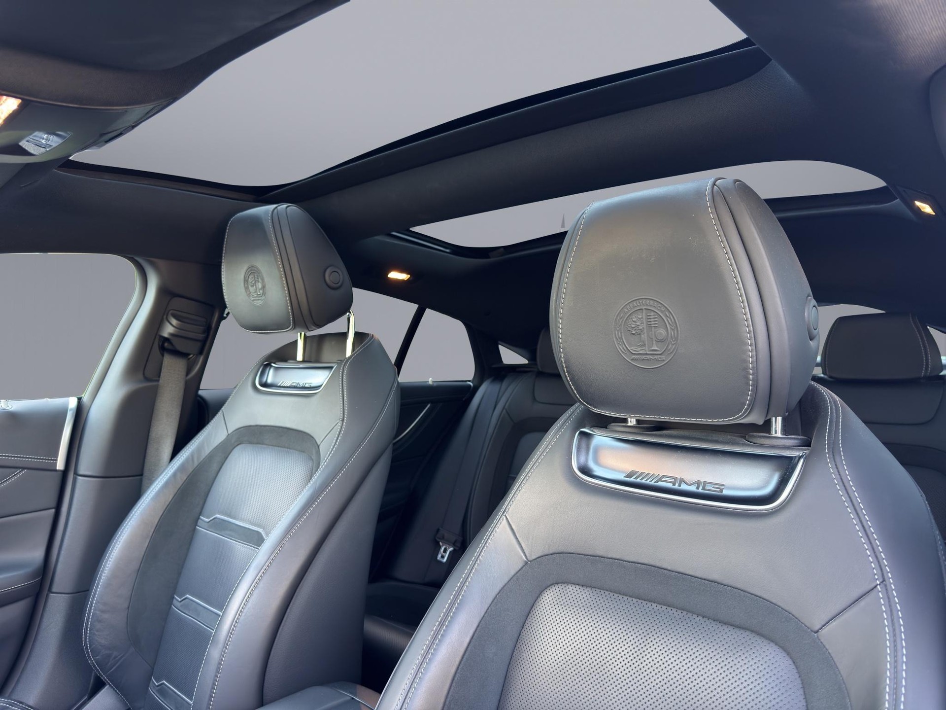 MERCEDES-BENZ AMG GT 63 S 4matic+-image-22