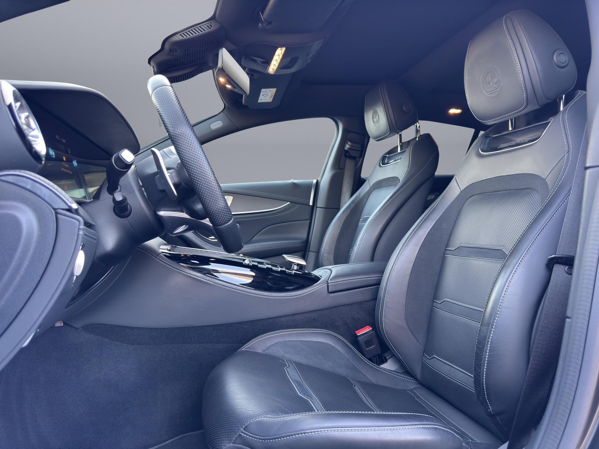 MERCEDES-BENZ AMG GT 63 S 4matic+-image-20