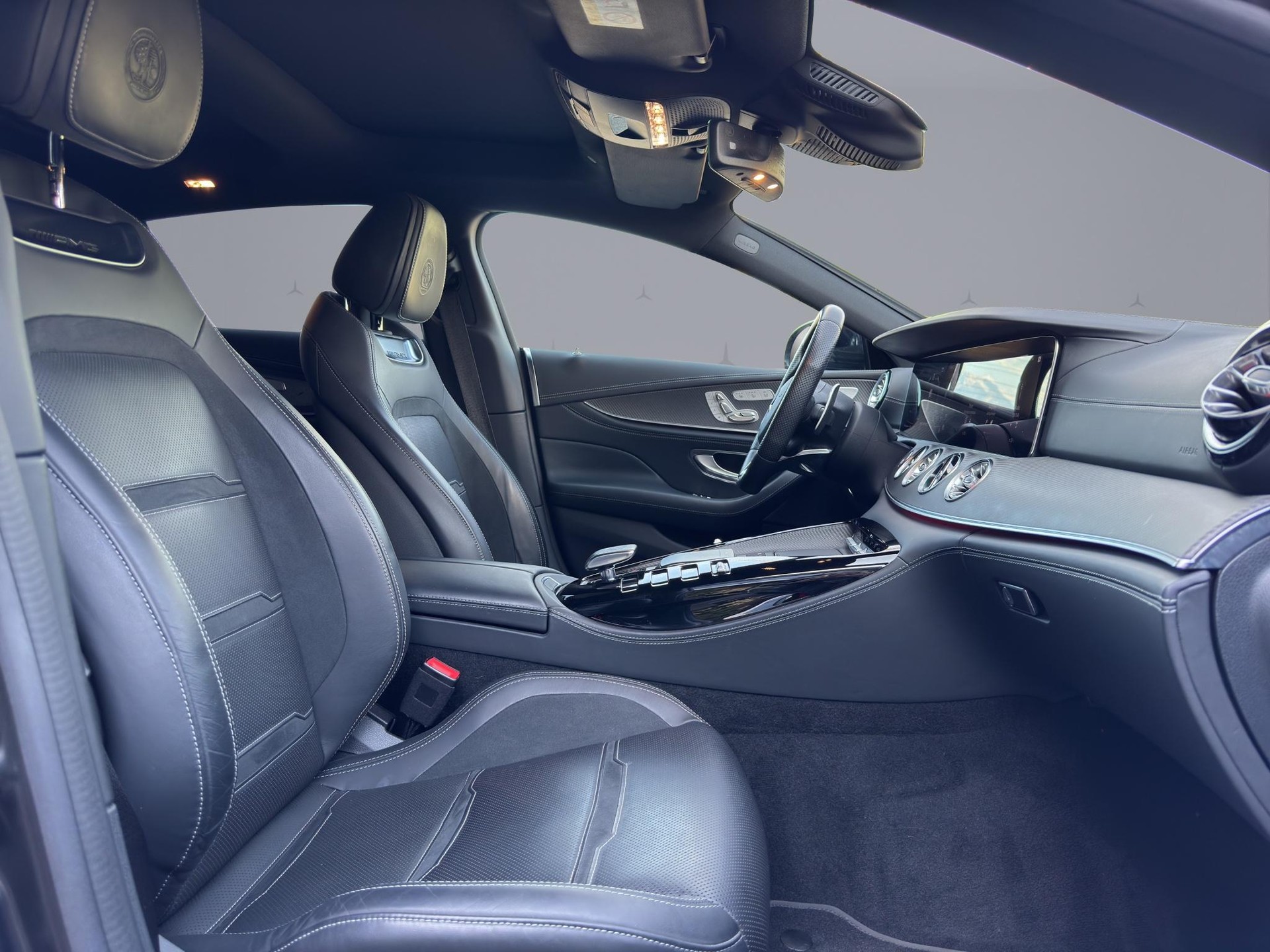 MERCEDES-BENZ AMG GT 63 S 4matic+-image-19