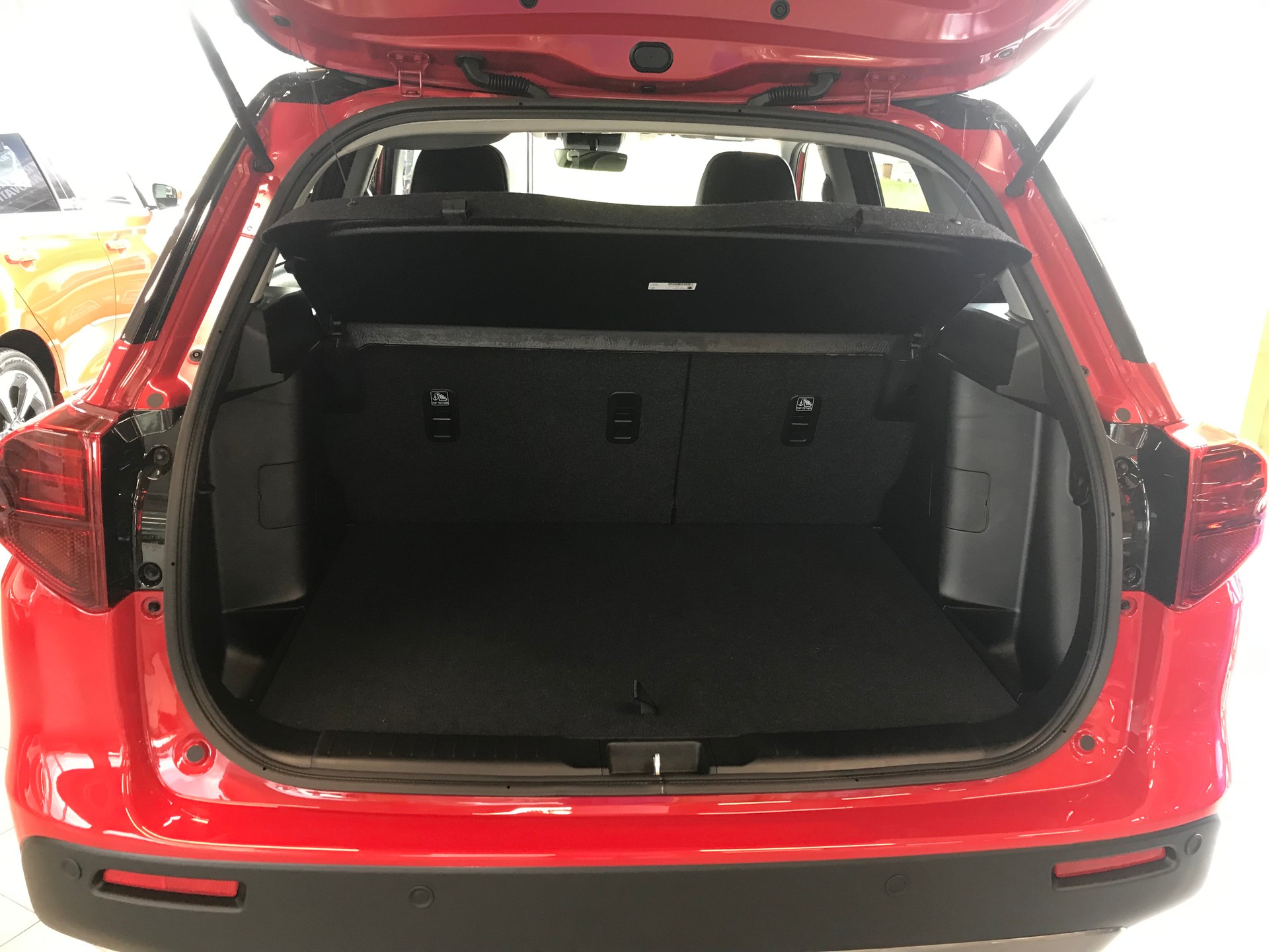 SUZUKI Vitara 1.4 Boosterjet Compact Top Hybrid-image-4