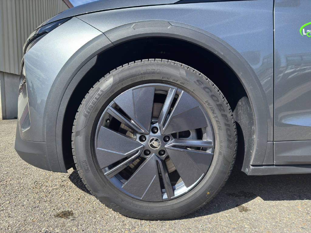 SKODA Elroq 85-image-9